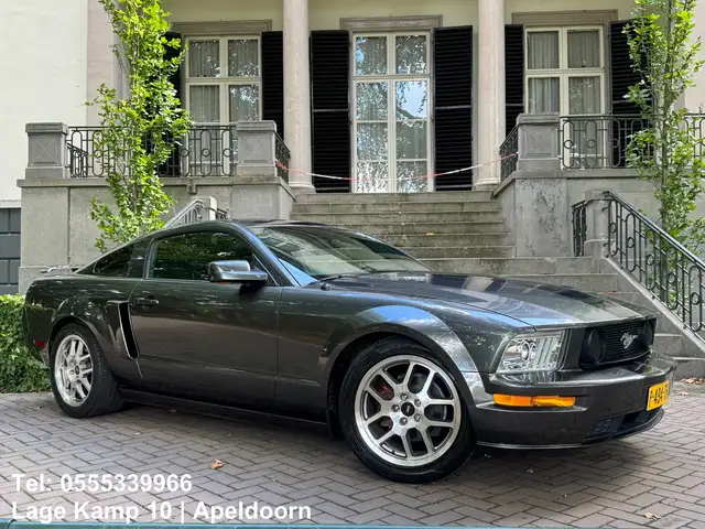 Ford Mustang USA 4.0 GT 500 SHELBY LOOK SVT VELGEN Achter Spoil