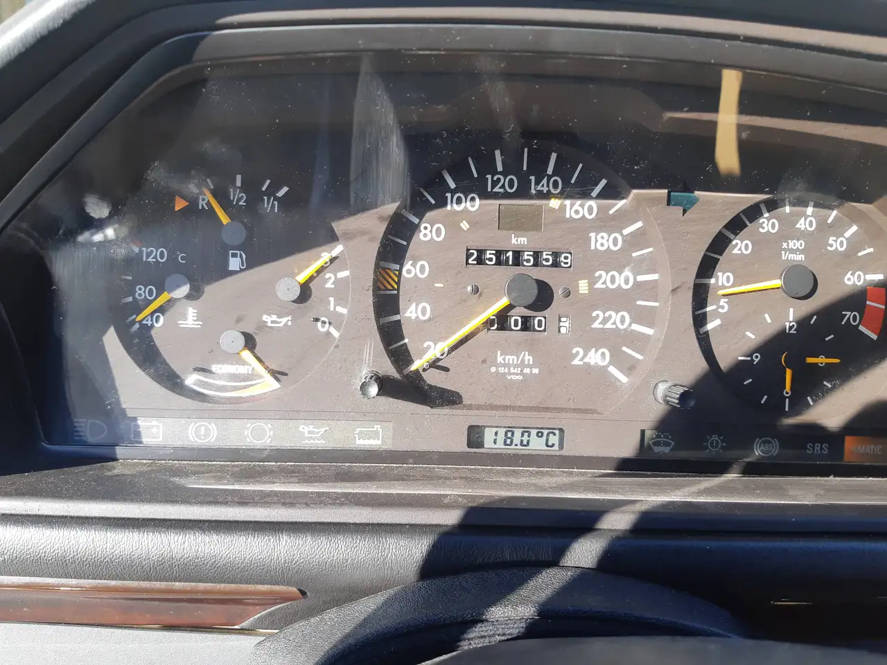 Mercedes-Benz 300E, foto 3