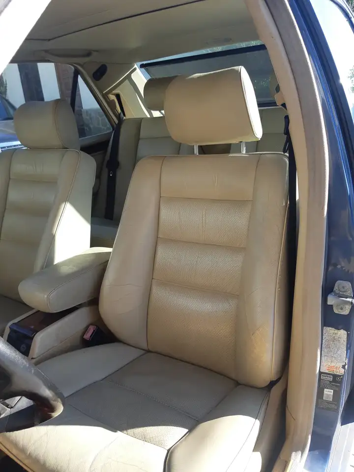 Mercedes-Benz 300E, foto 5