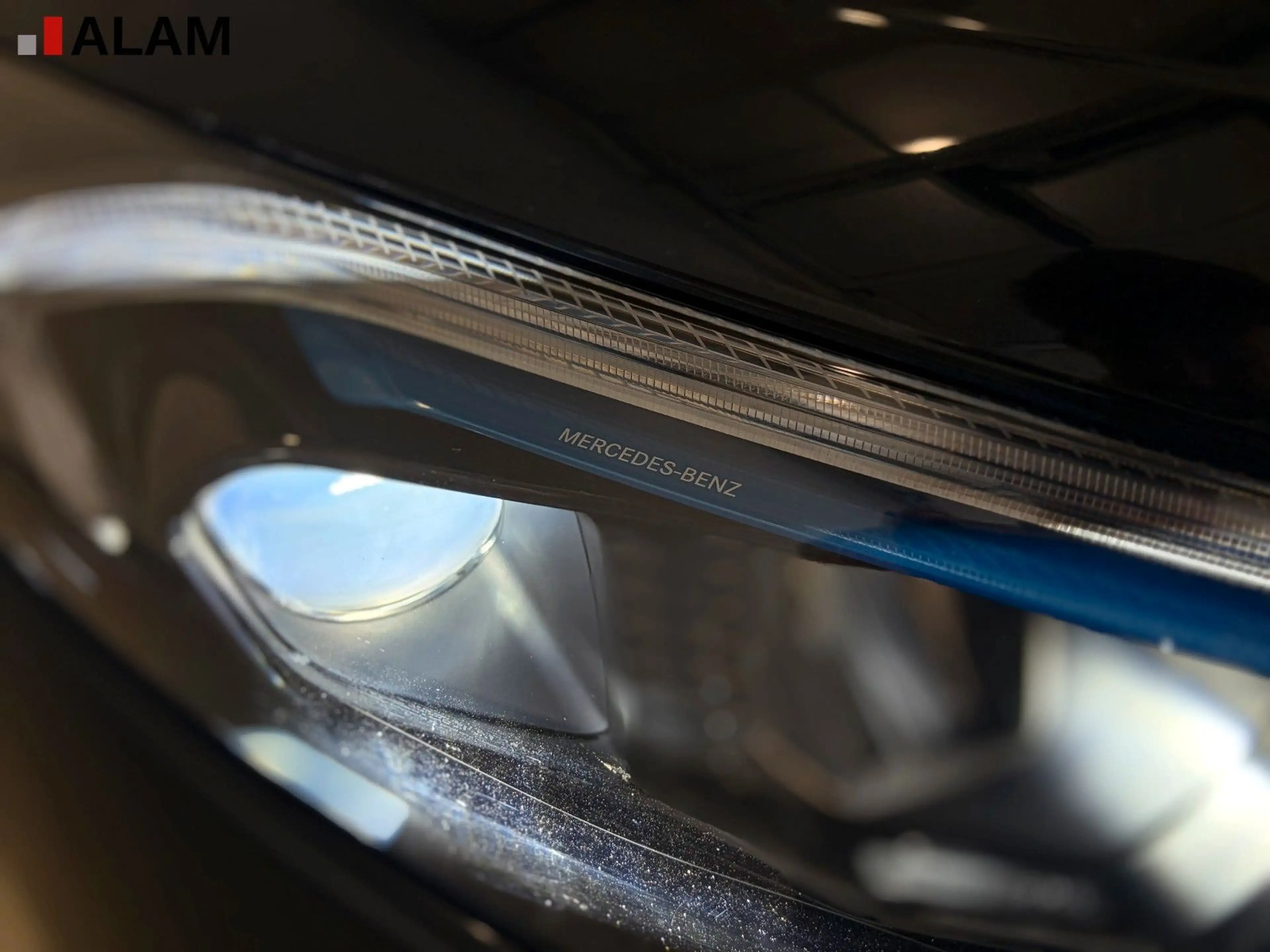 Mercedes-Benz EQB 250 Distr. 7 Sitzer LED HUD Night-Paket 360 — photo 6