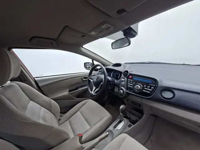 Honda Insight view 3