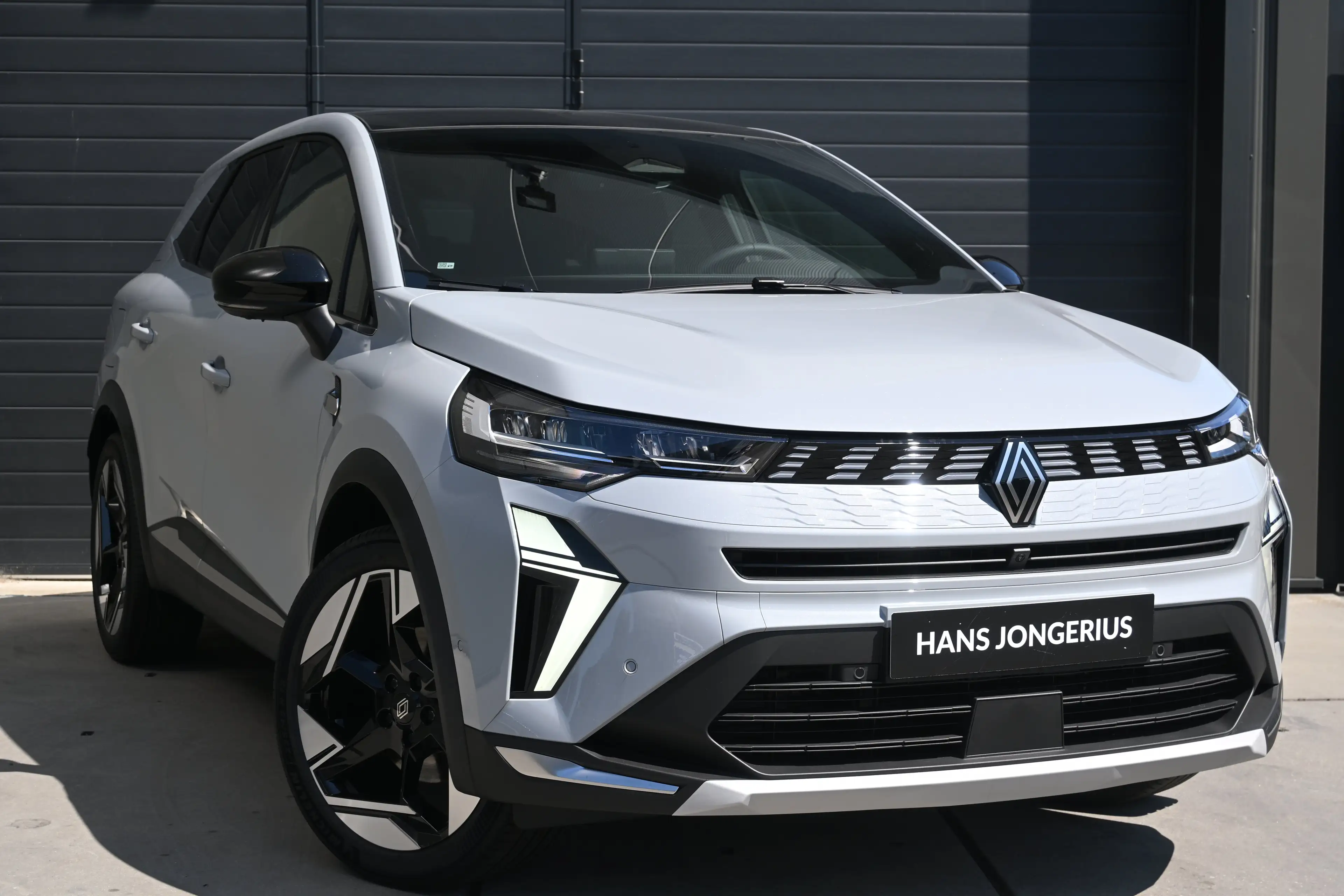 Renault Symbioz Iconic | Achteruitrijcamera | Active driver assist — photo 4