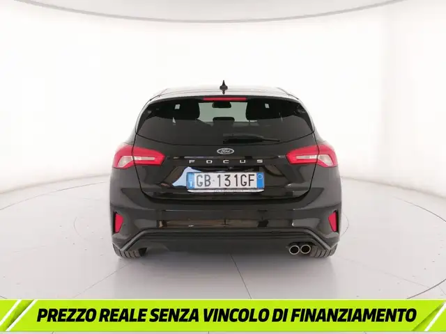 Ford Focus view 4
