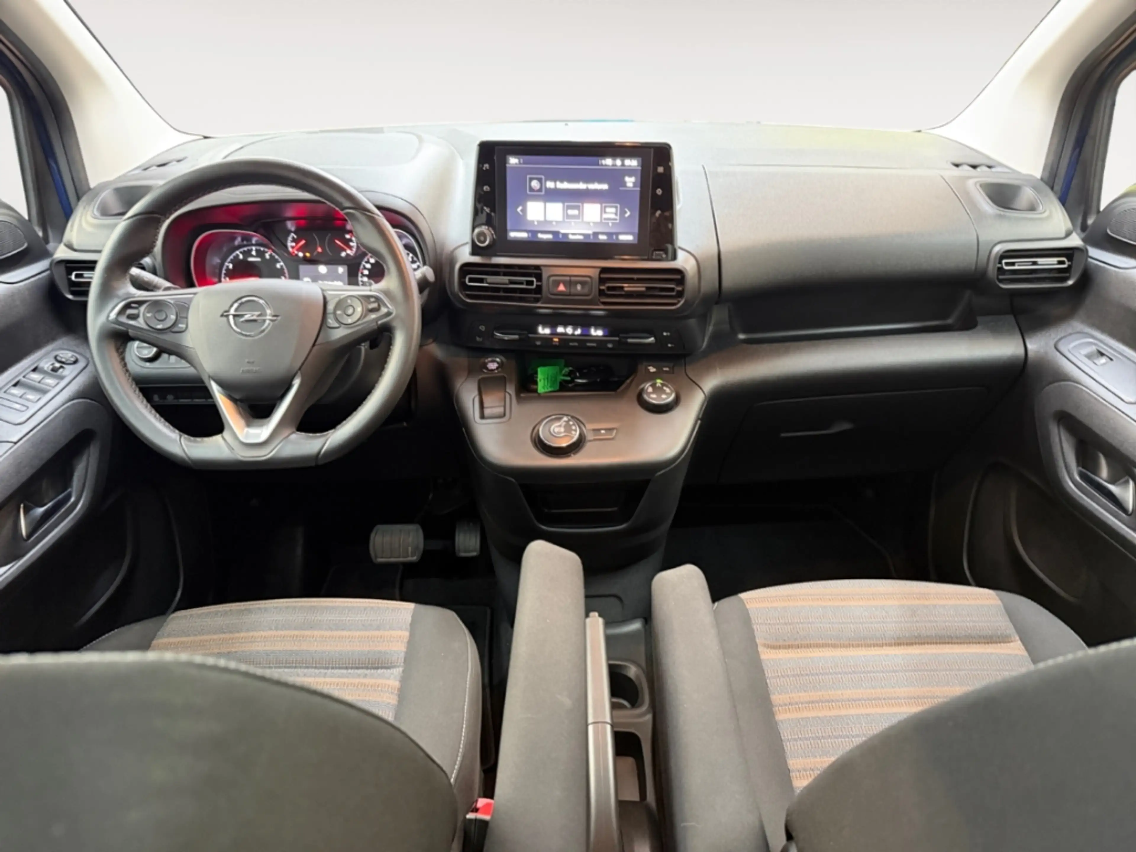 Opel Combo Life Elegance AUTOMATIK NAV PANODACH KAMERA SITZ.HZG TE — photo 13