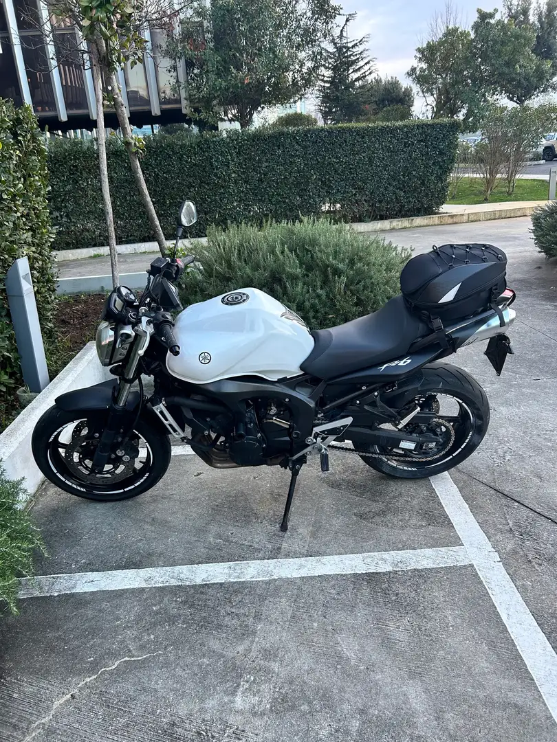 Yamaha FZ 6 s2 - 1