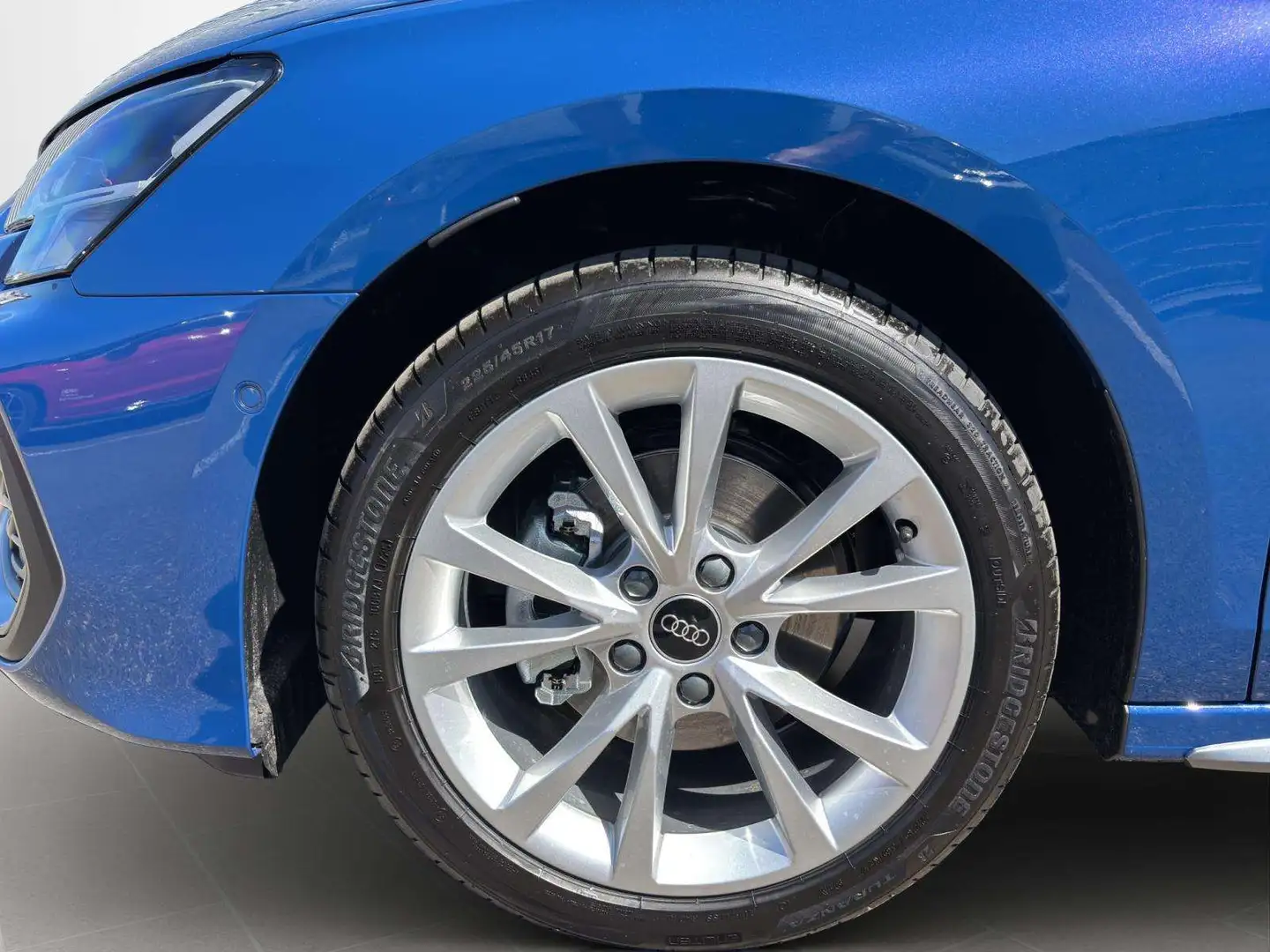 Audi A3 S line Blauw - 2