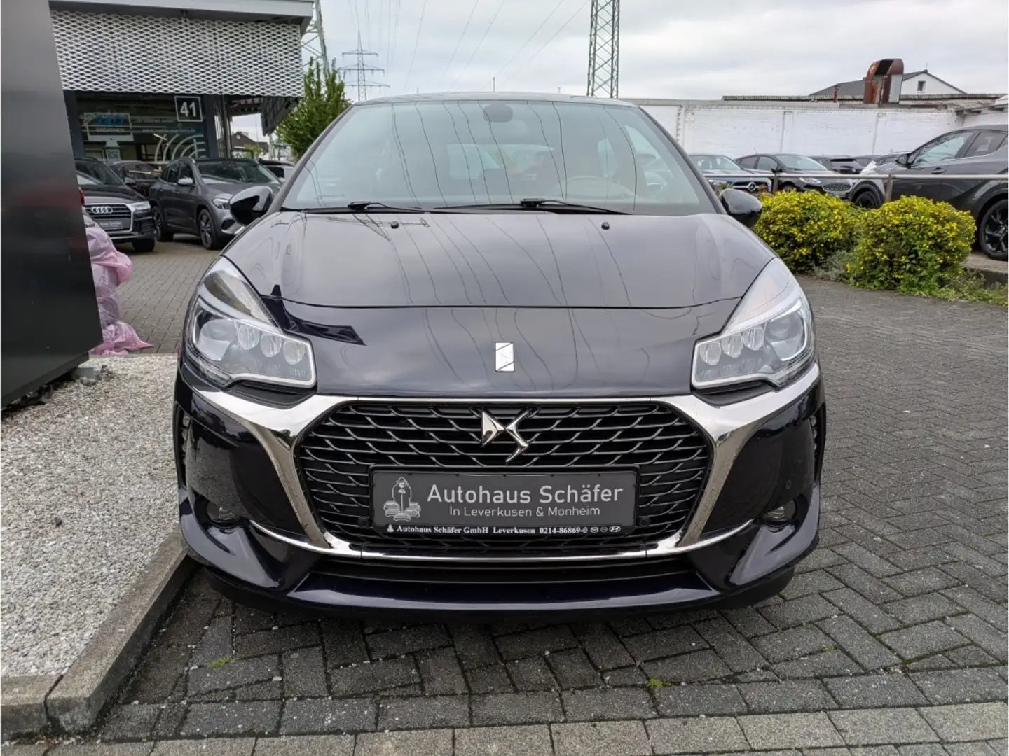 DS Automobiles DS 3 Sport Chic LED Klimaautom DAB SHZ Induktionsladen Blau - 2