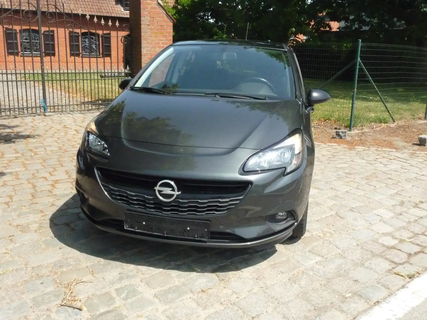 Opel Corsa Corsa 16V Edition Grijs - 2