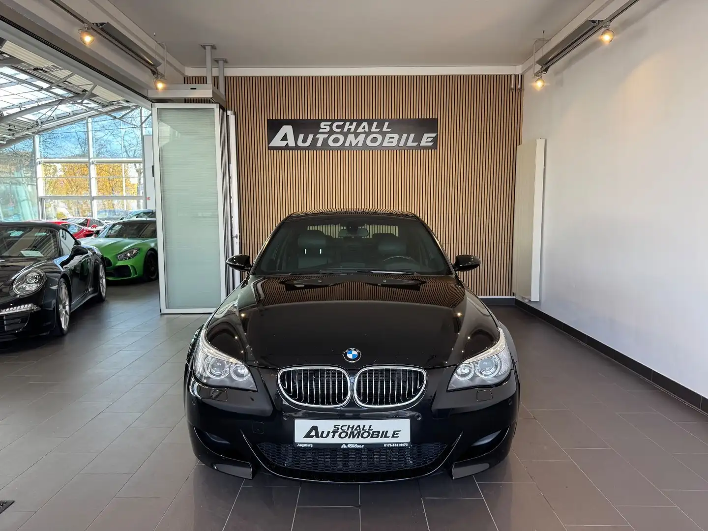 BMW M5 Limousine HEADUP/NAVI/PDC/LEDER/SOUND/MEMORY/ Schwarz - 2