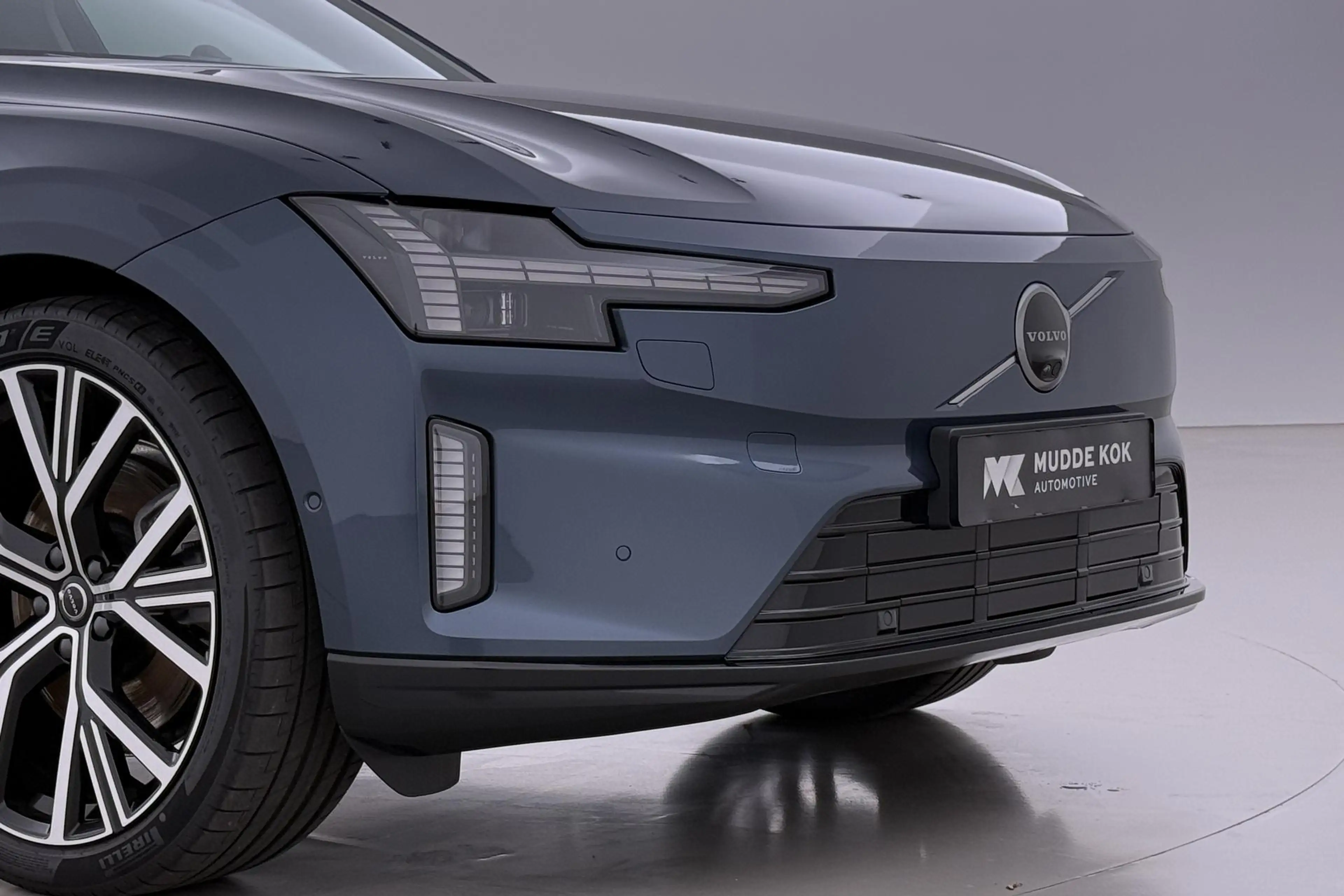 Volvo ES90 Single Motor Extended Range Ultra 92 kWh | FACELIF — photo 48