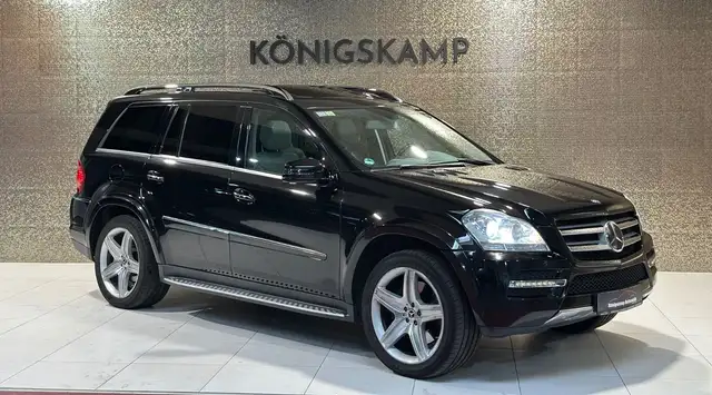 Mercedes-Benz GL 450 *AHK*7- SITZER* LUFTFAHRW * SITZBELÜFT *