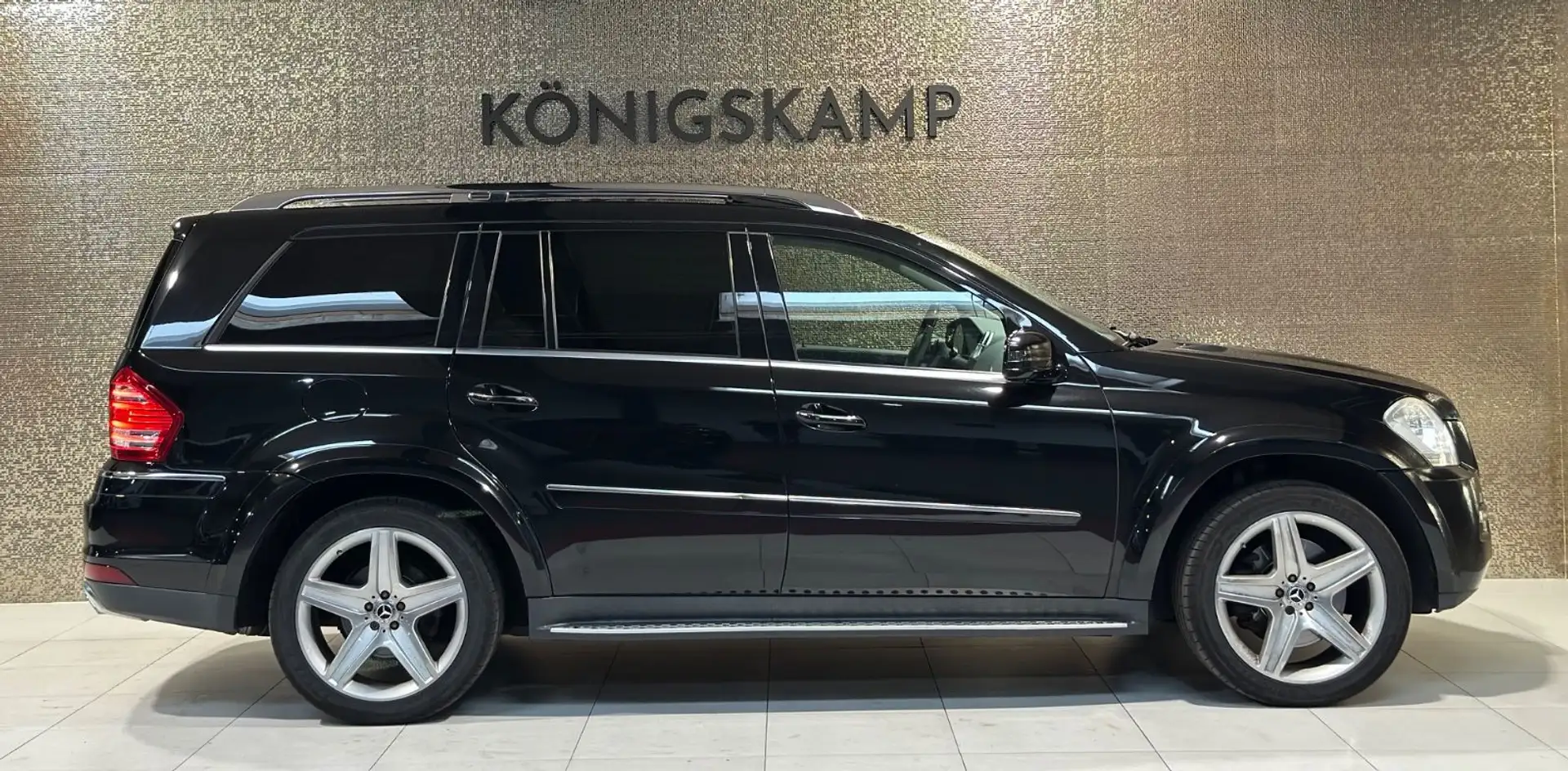 Mercedes-Benz GL 450 *AHK*7- SITZER* LUFTFAHRW * SITZBELÜFT * Negro - 2