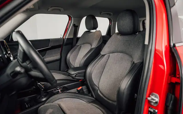 Mini Countryman view 9
