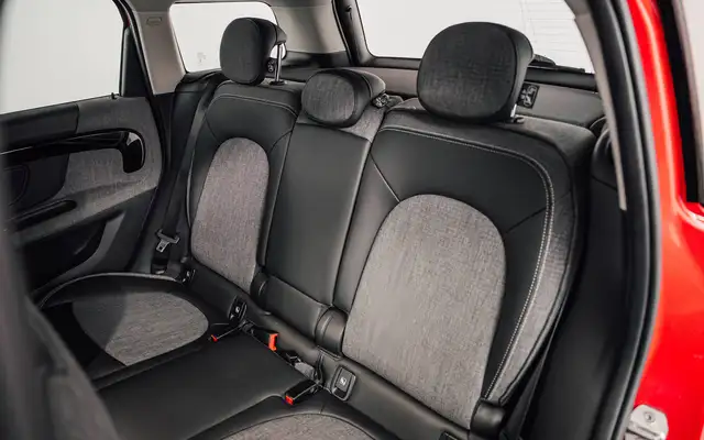 Mini Countryman view 8