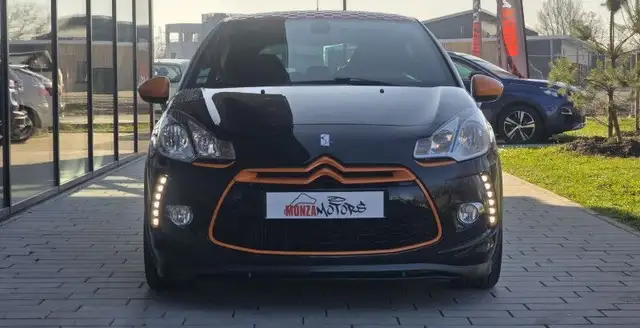 Citroen DS3 view 2