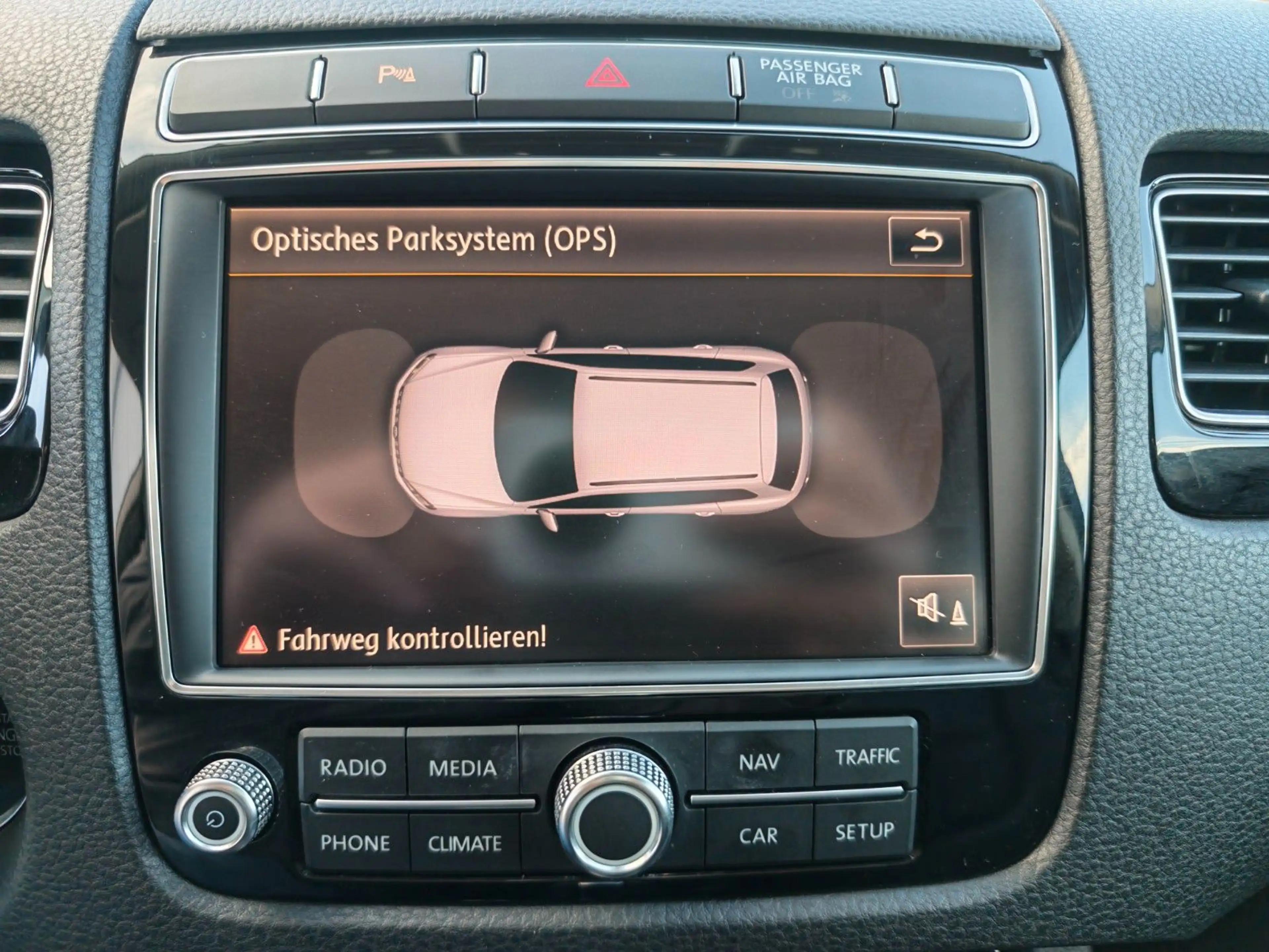 Volkswagen Touareg V6 TDI BMT 4Motion AHK 1,Hand TÜV Neu — photo 13