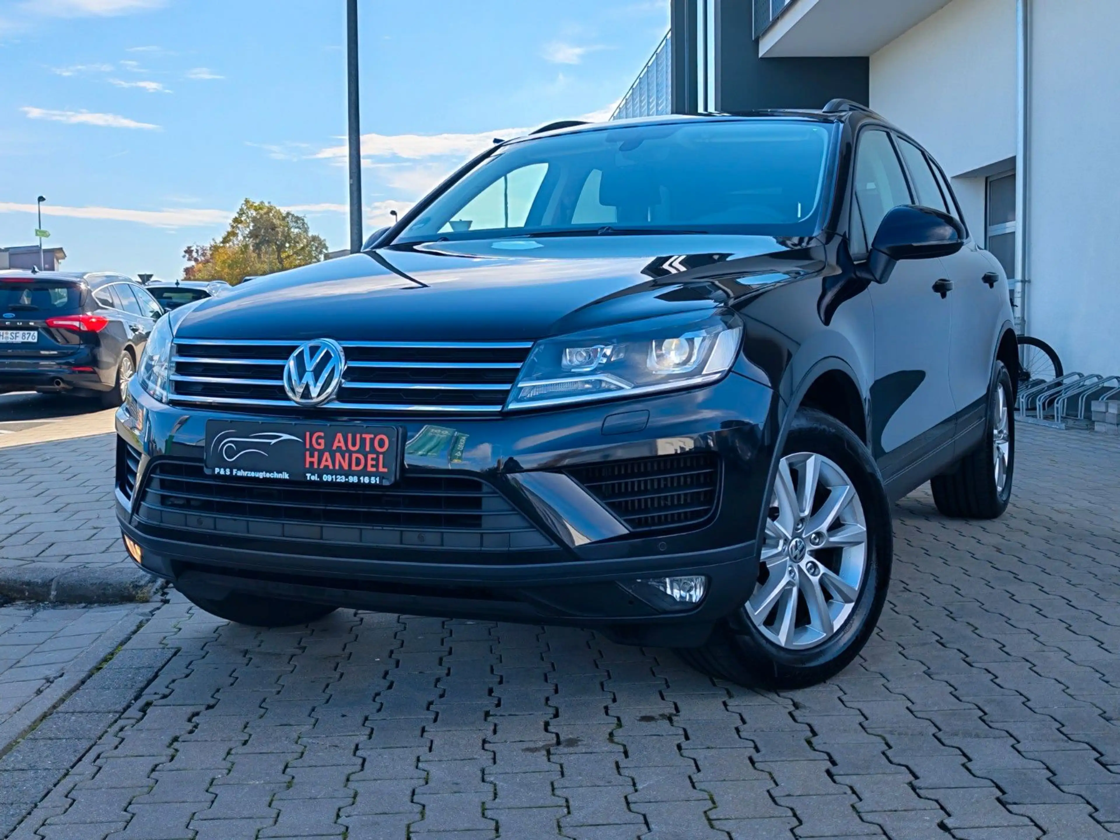 Volkswagen Touareg V6 TDI BMT 4Motion AHK 1,Hand TÜV Neu