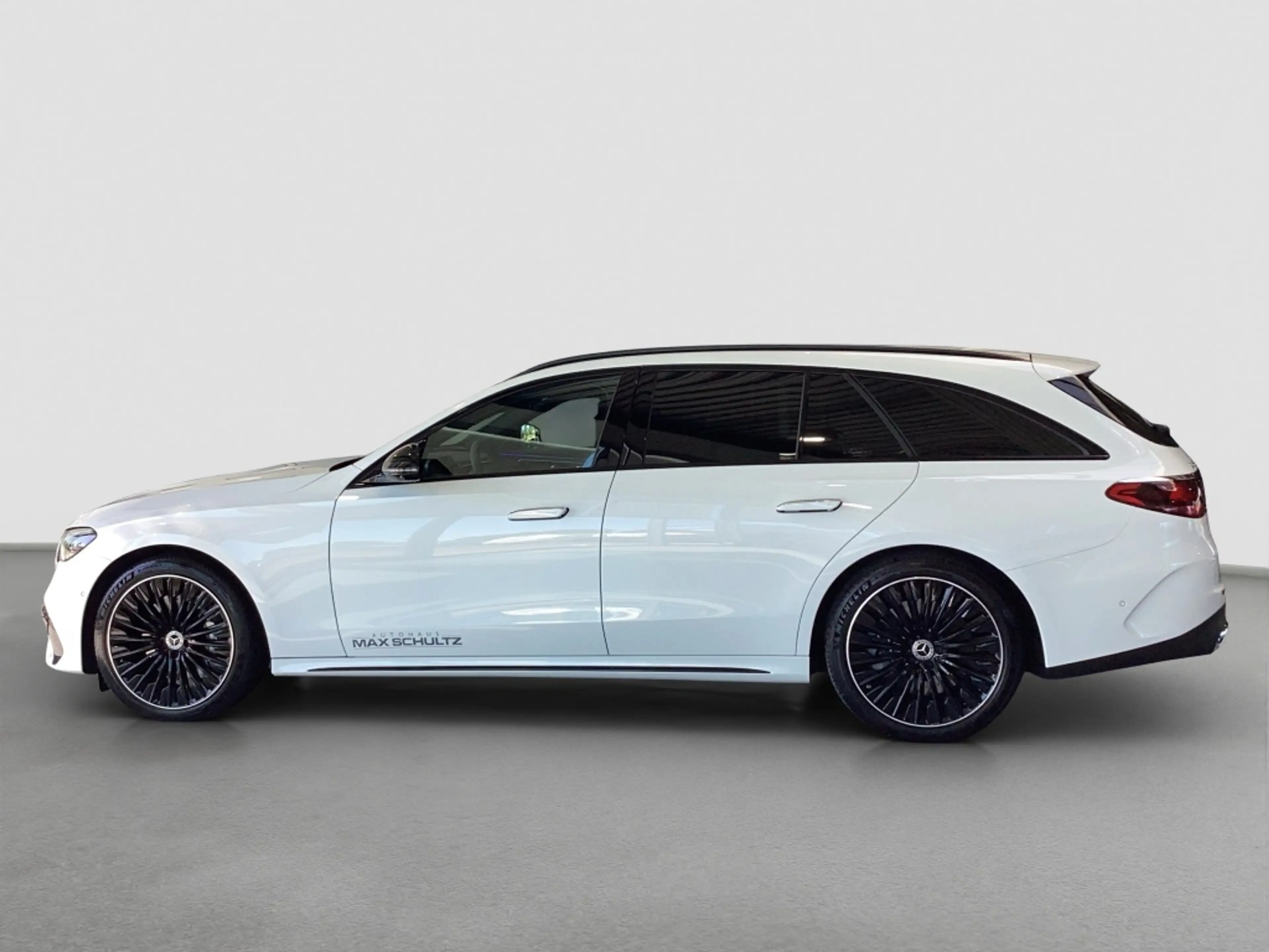 Mercedes-Benz E 450 d 4M T AMG*AHK*Pano-Dach*Digital Light*KAM — photo 4