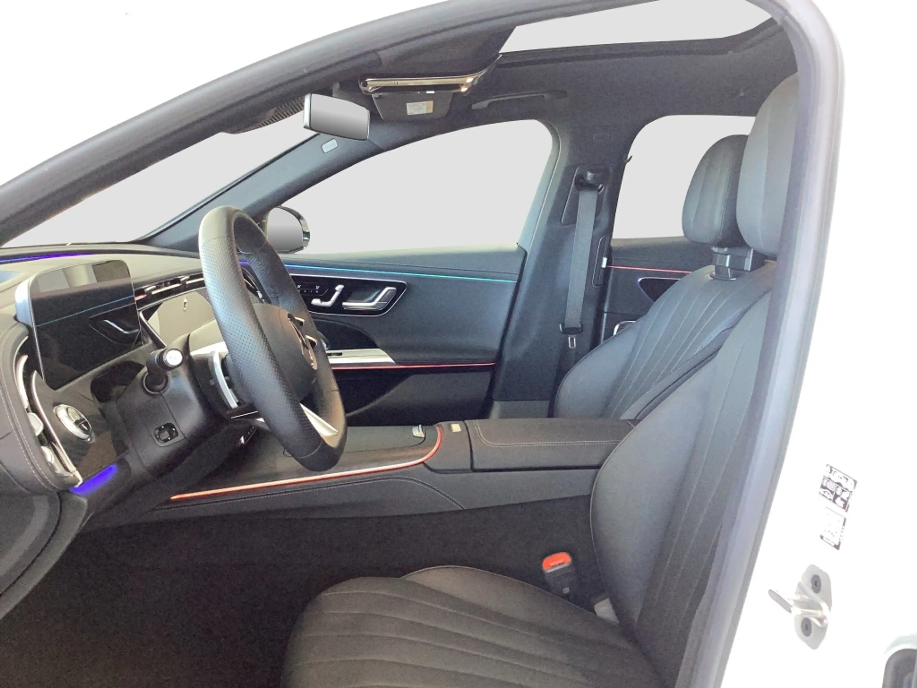 Mercedes-Benz E 450 d 4M T AMG*AHK*Pano-Dach*Digital Light*KAM — photo 6