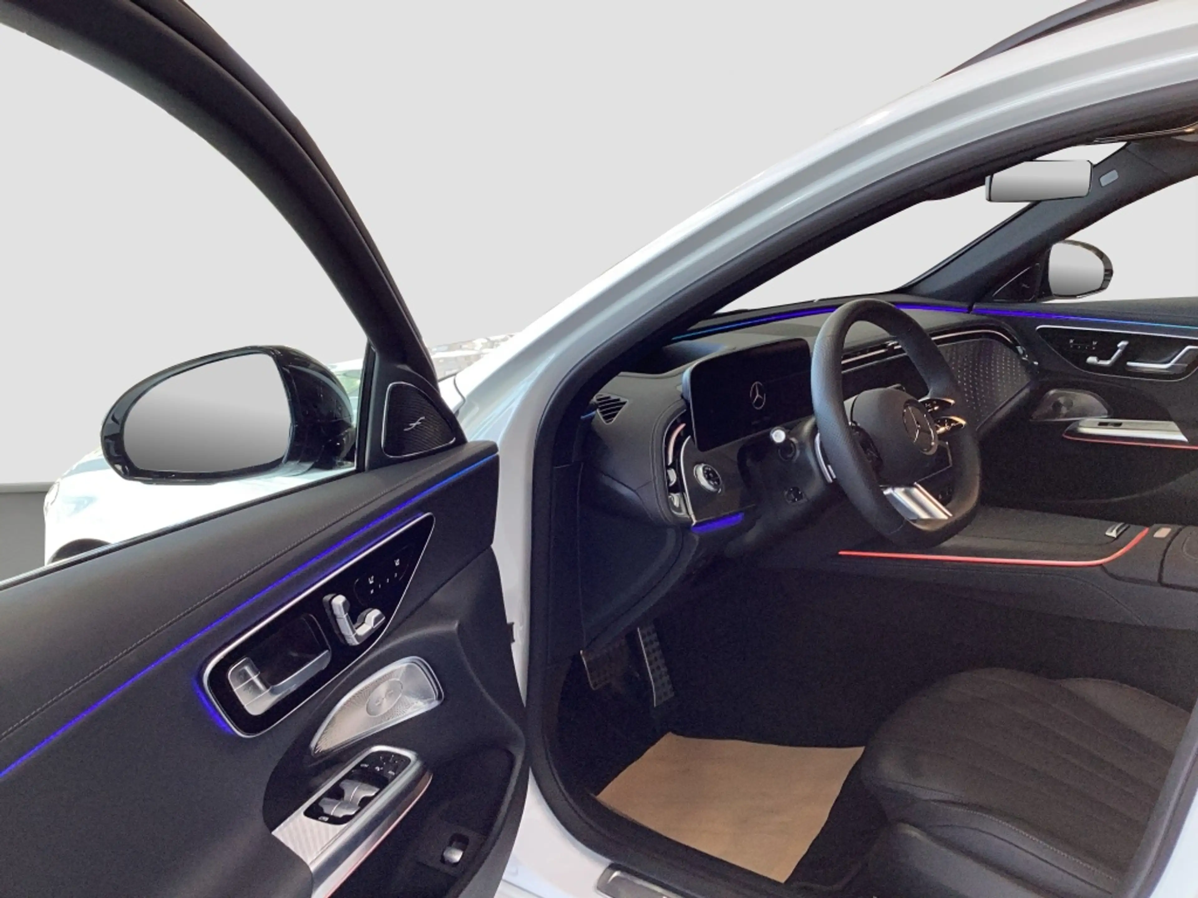 Mercedes-Benz E 450 d 4M T AMG*AHK*Pano-Dach*Digital Light*KAM — photo 14