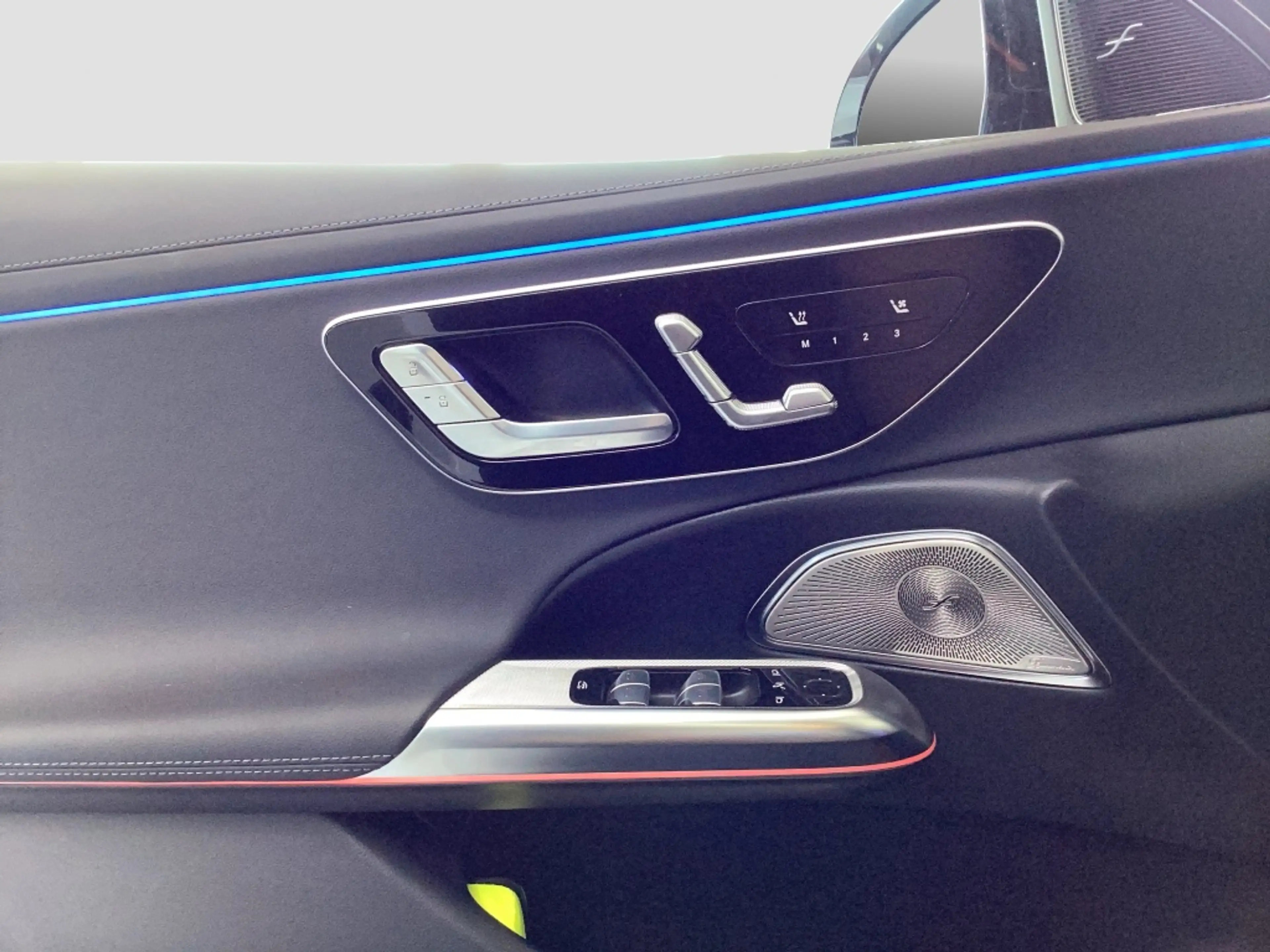 Mercedes-Benz E 450 d 4M T AMG*AHK*Pano-Dach*Digital Light*KAM — photo 12