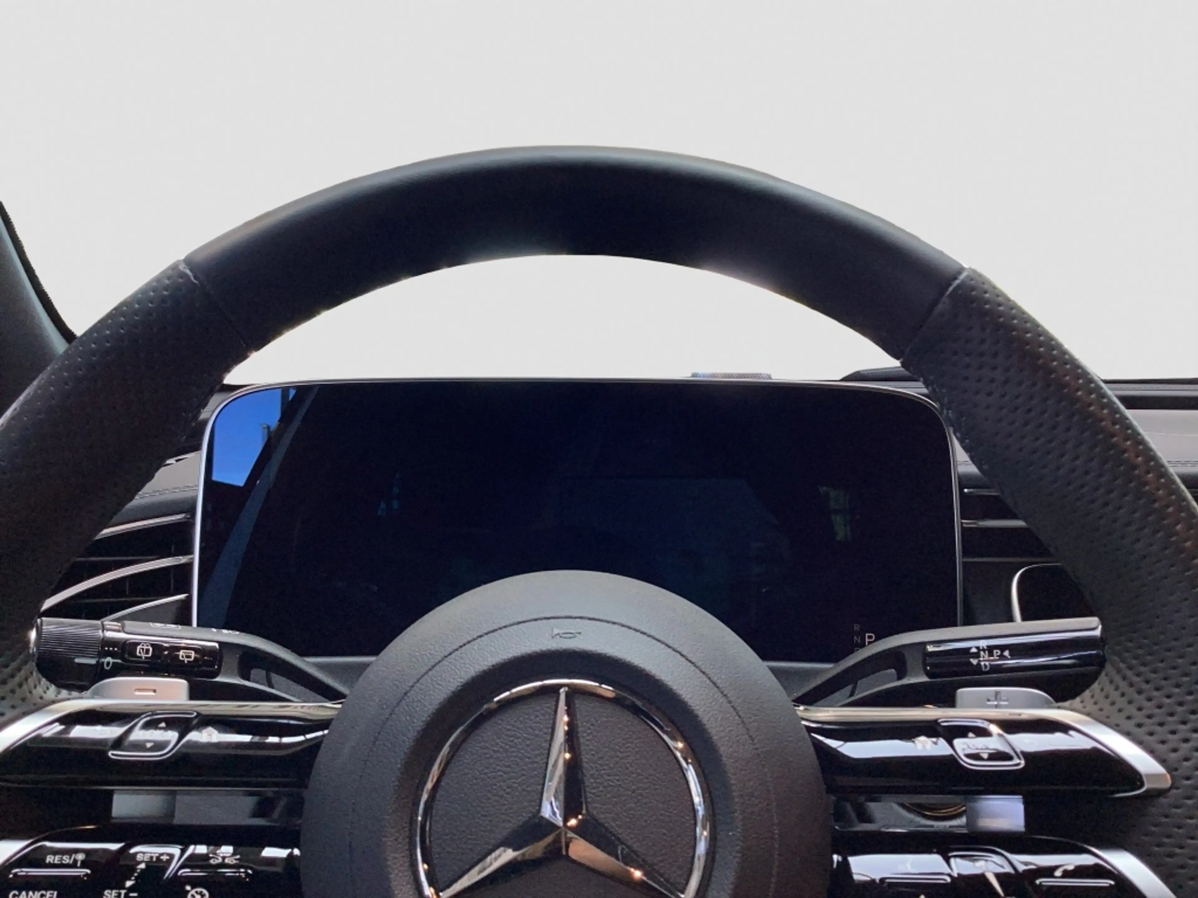 Mercedes-Benz E 450 d 4M T AMG*AHK*Pano-Dach*Digital Light*KAM — photo 9