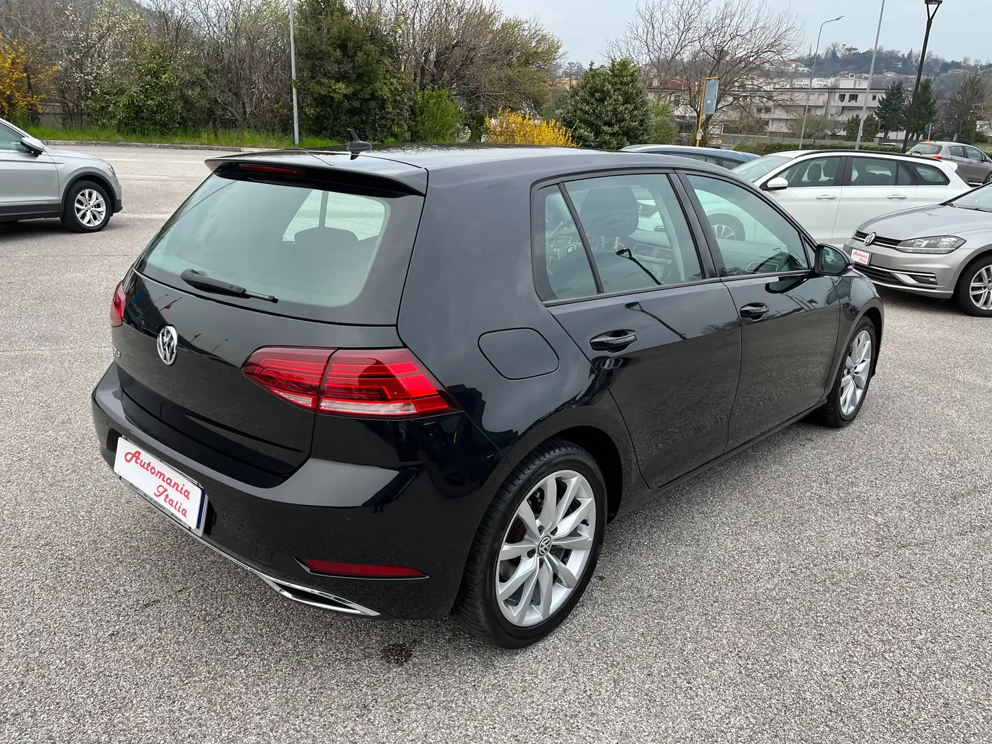 Volkswagen Golf 5p 1.6 tdi Executive 115cv dsg Nero - 2