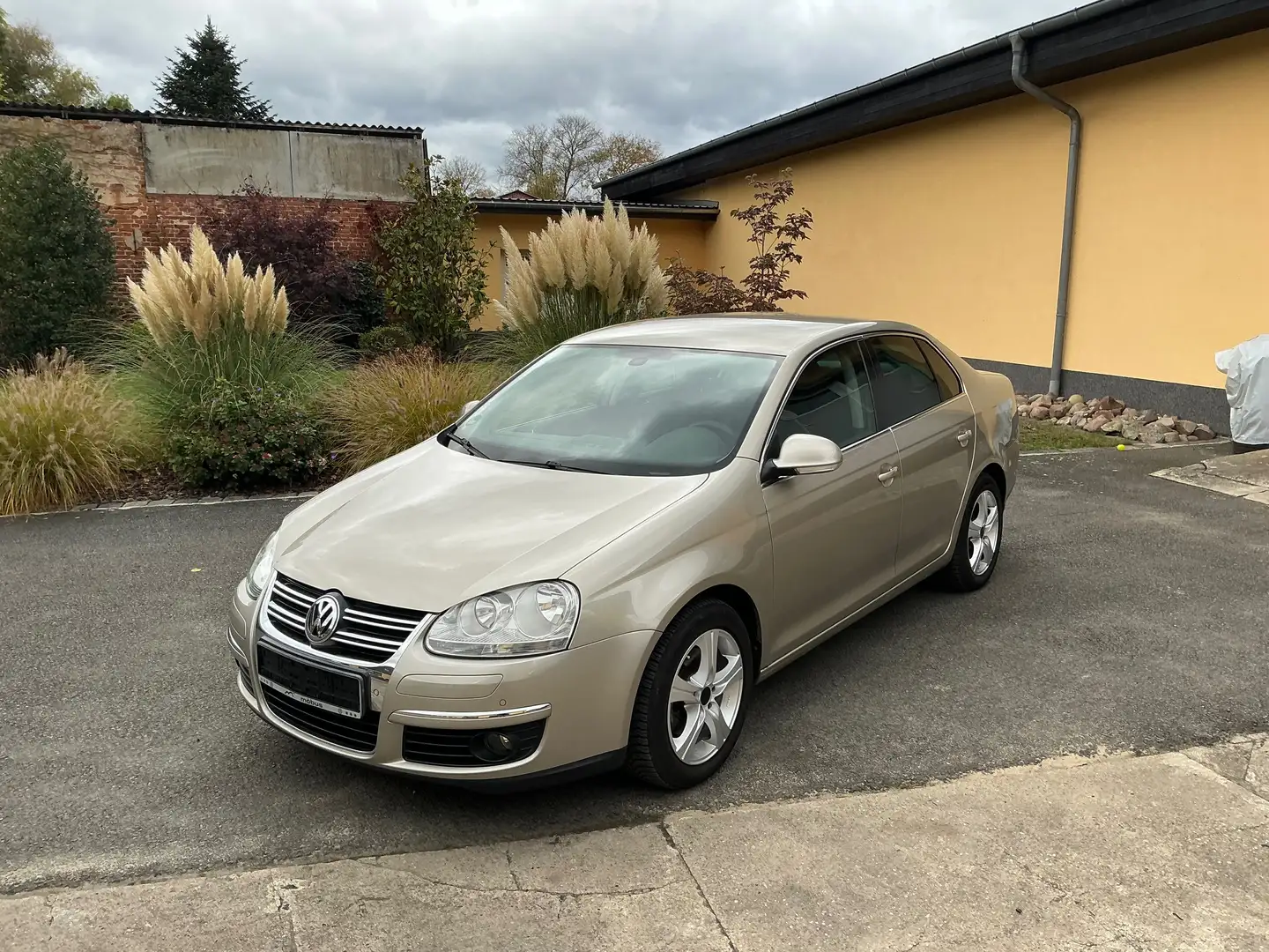 Volkswagen Jetta Jetta 1.4 TSI Highline Beige - 1