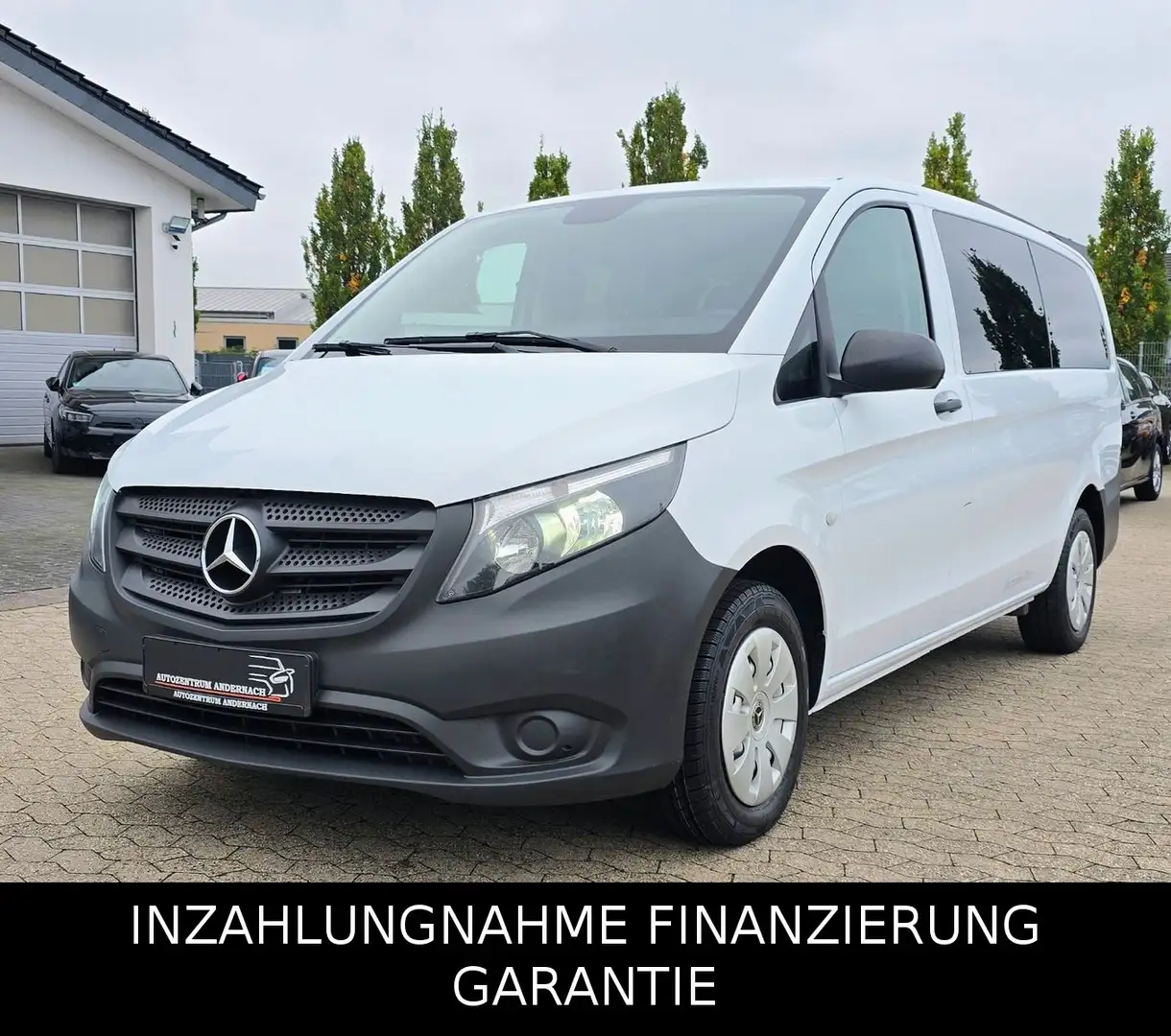 Mercedes-Benz Vito Tourer 114 CDI/BT Pro lang*8SITZE*NAVI*AHK* Blanc - 1