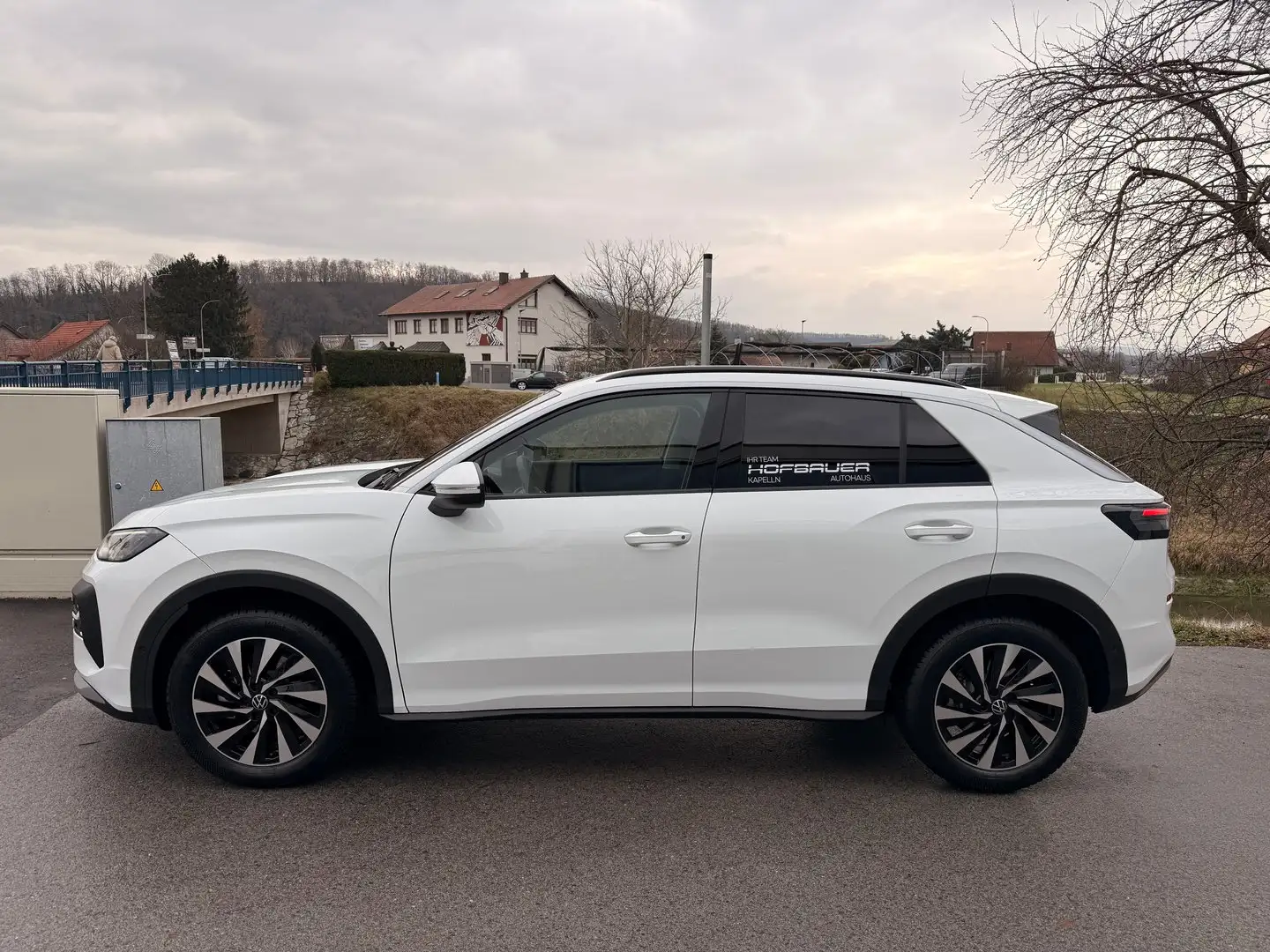 Volkswagen T-Roc Life eTSI DSG Weiß - 2