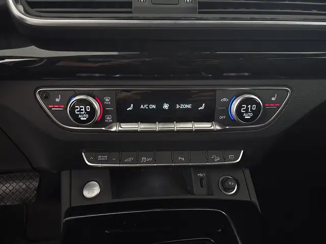 Audi Q5 view 14