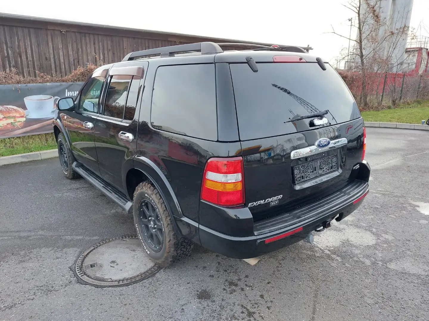Ford Explorer XLT*4x4*7SITZER*KLIMA*RSC* Schwarz - 2