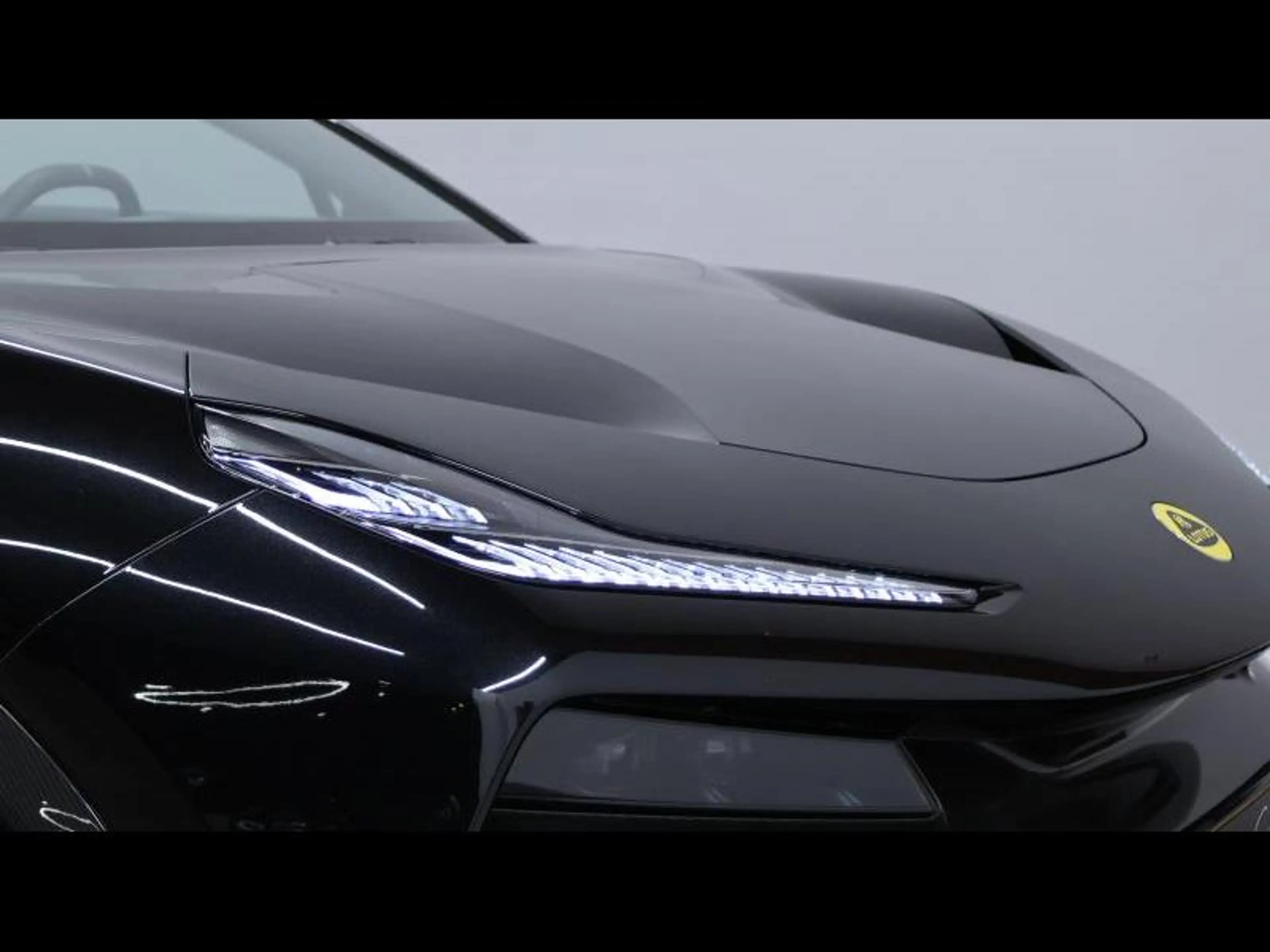 Lotus Eletre R 918ch — photo 9