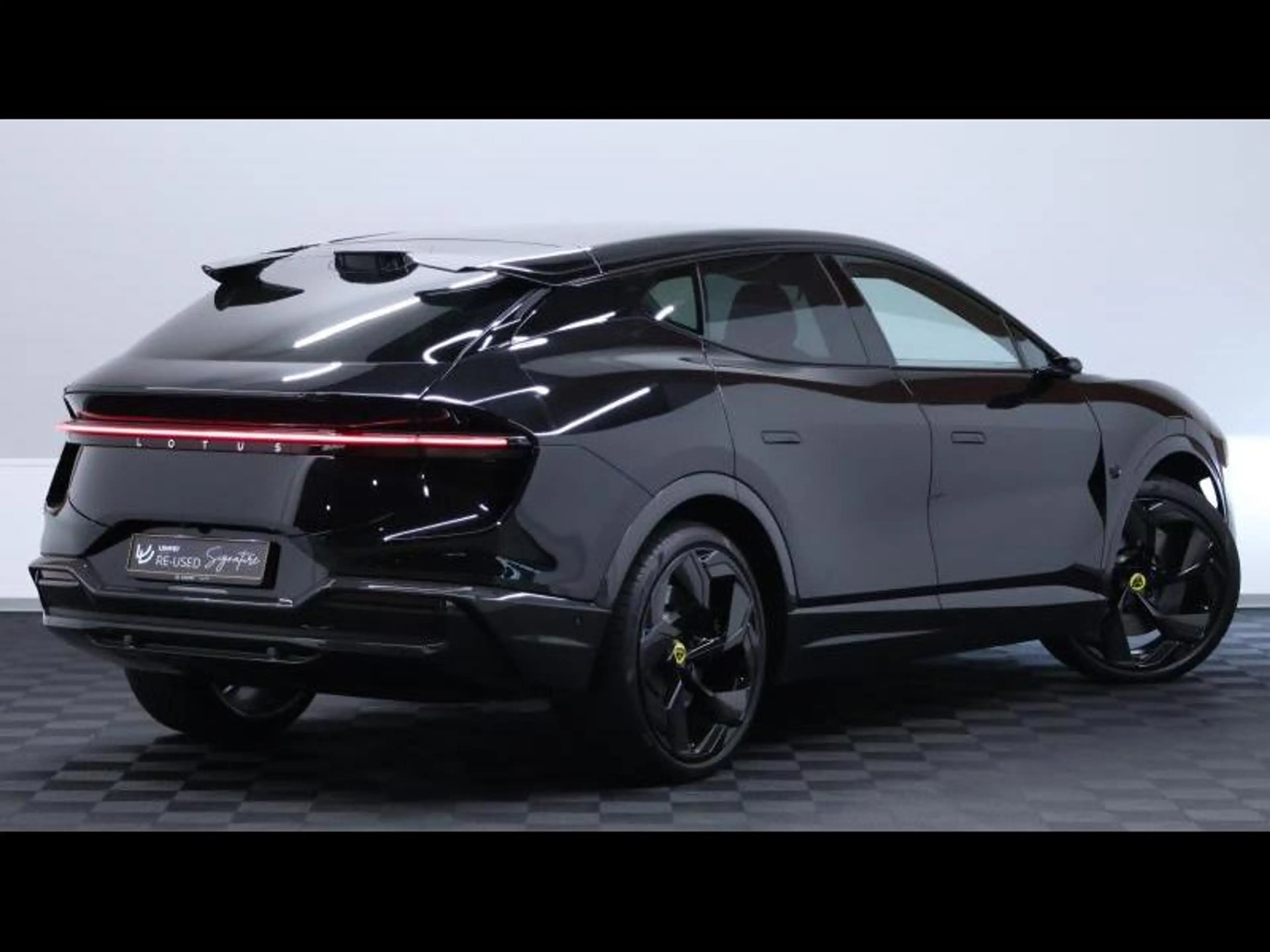 Lotus Eletre R 918ch — photo 5