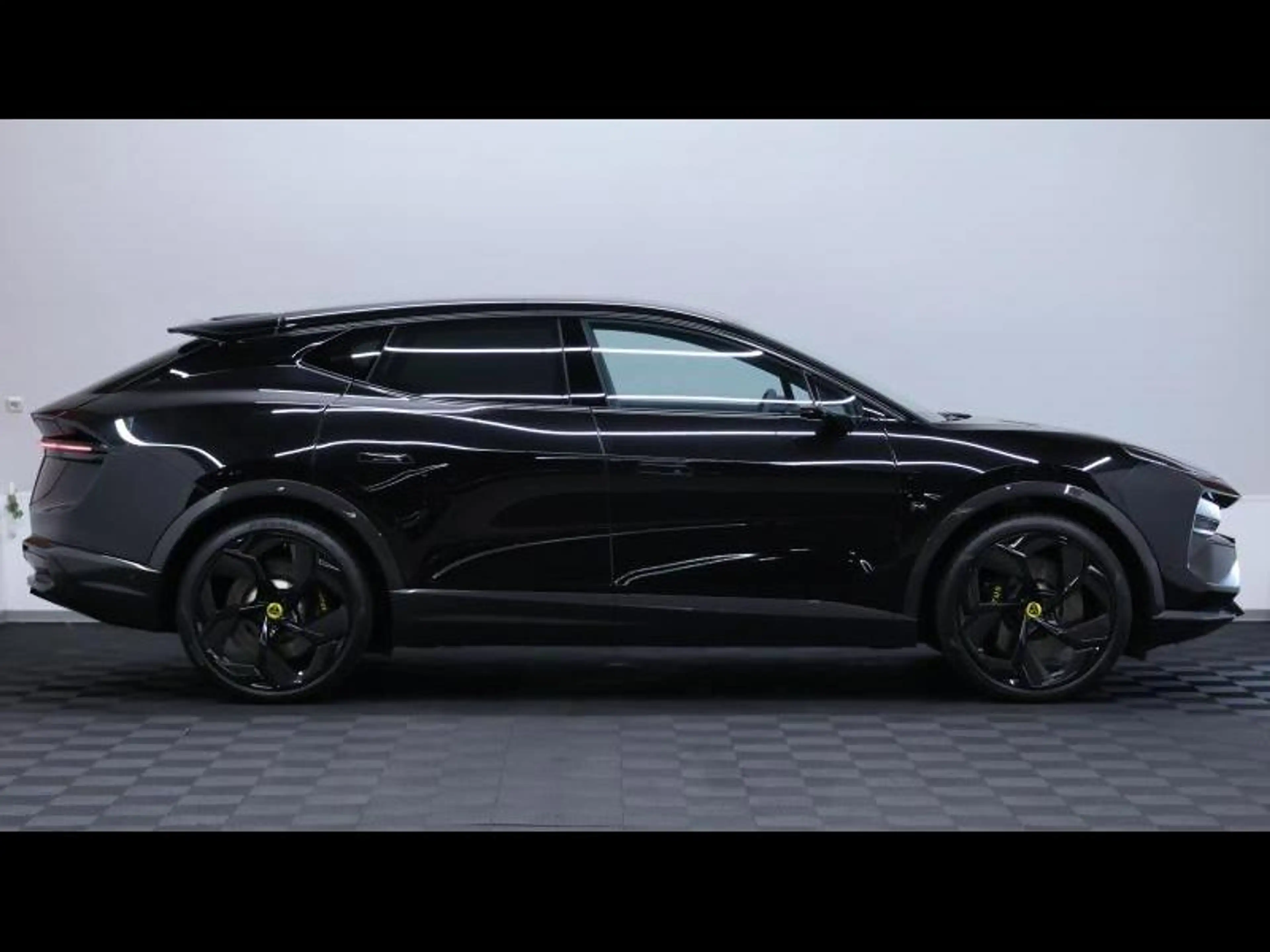 Lotus Eletre R 918ch — photo 4