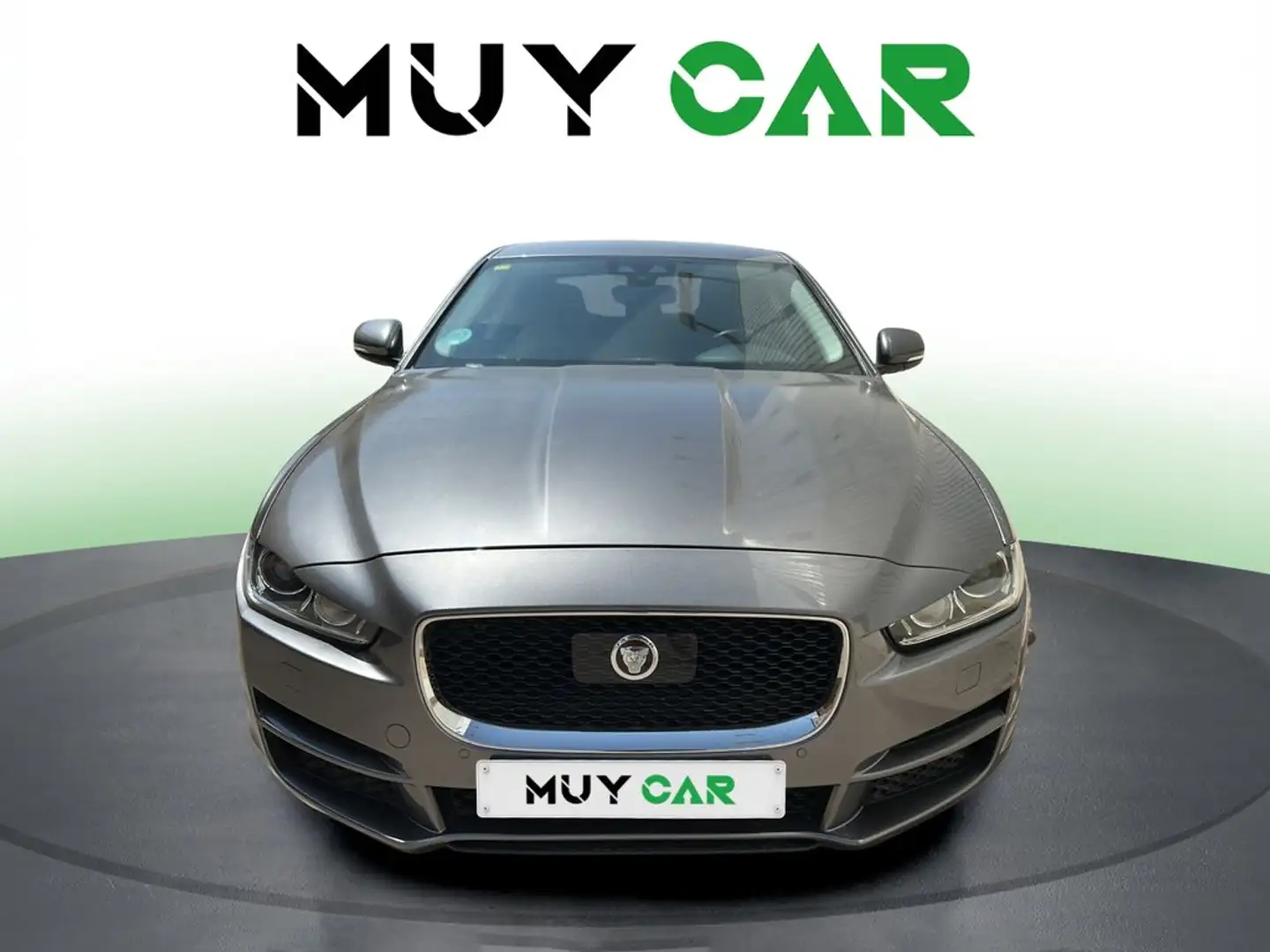Jaguar XE 2.0 Diesel Pure Aut. 180 Gris - 2