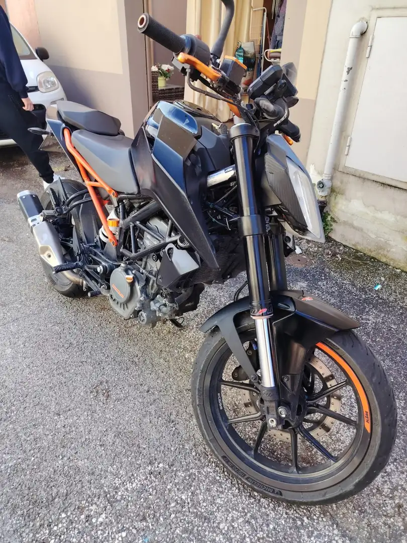 KTM 125 Duke Nero - 1
