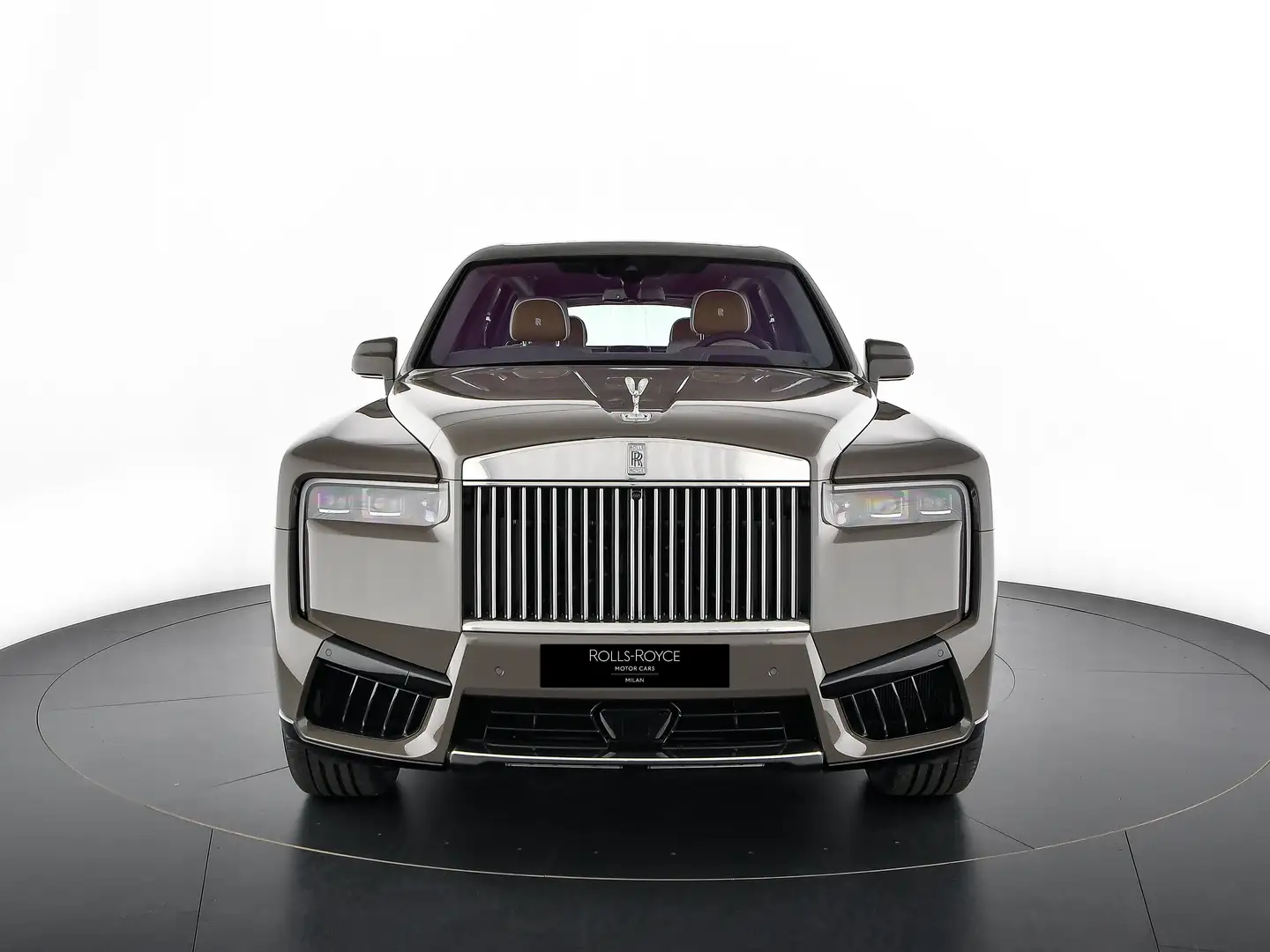 Rolls-Royce Cullinan Serie II Gris - 2