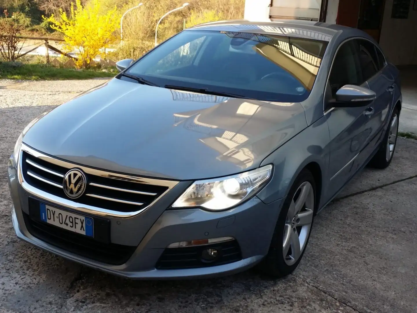 Volkswagen Passat CC 2.0 tdi dpf Gris - 1