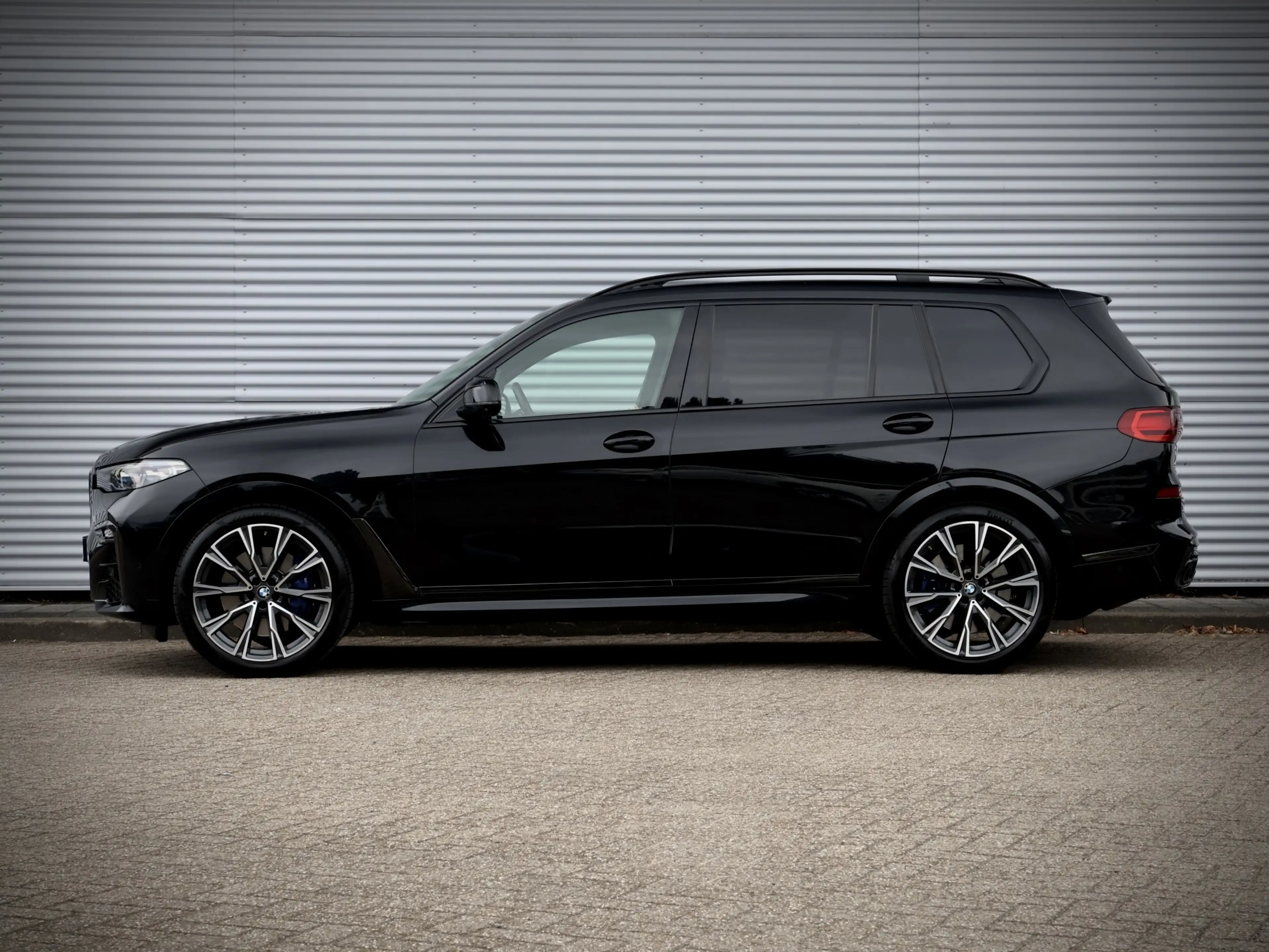 BMW X7 M50i xDrive | Full Option | Pano | B&W | Laser | M — photo 13