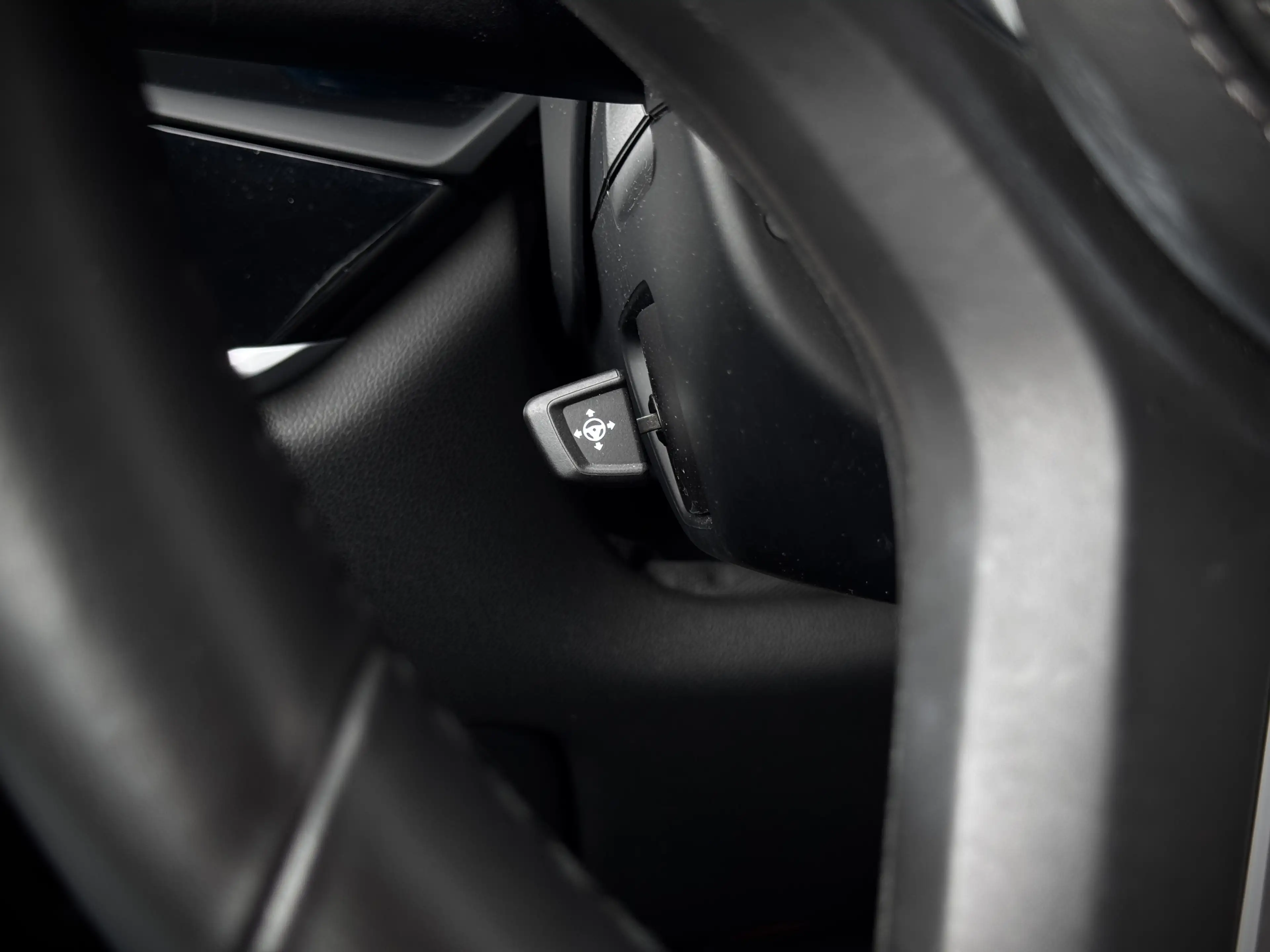BMW X7 M50i xDrive | Full Option | Pano | B&W | Laser | M — photo 48