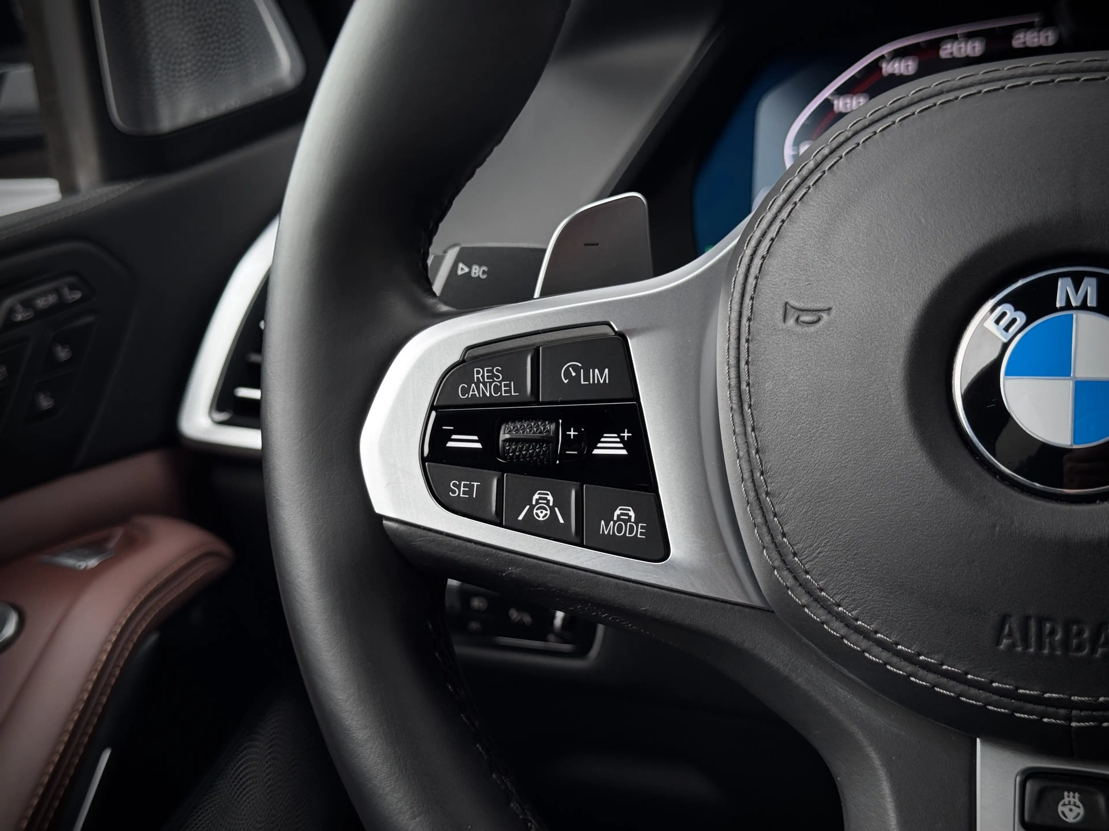 BMW X7 M50i xDrive | Full Option | Pano | B&W | Laser | M — photo 43