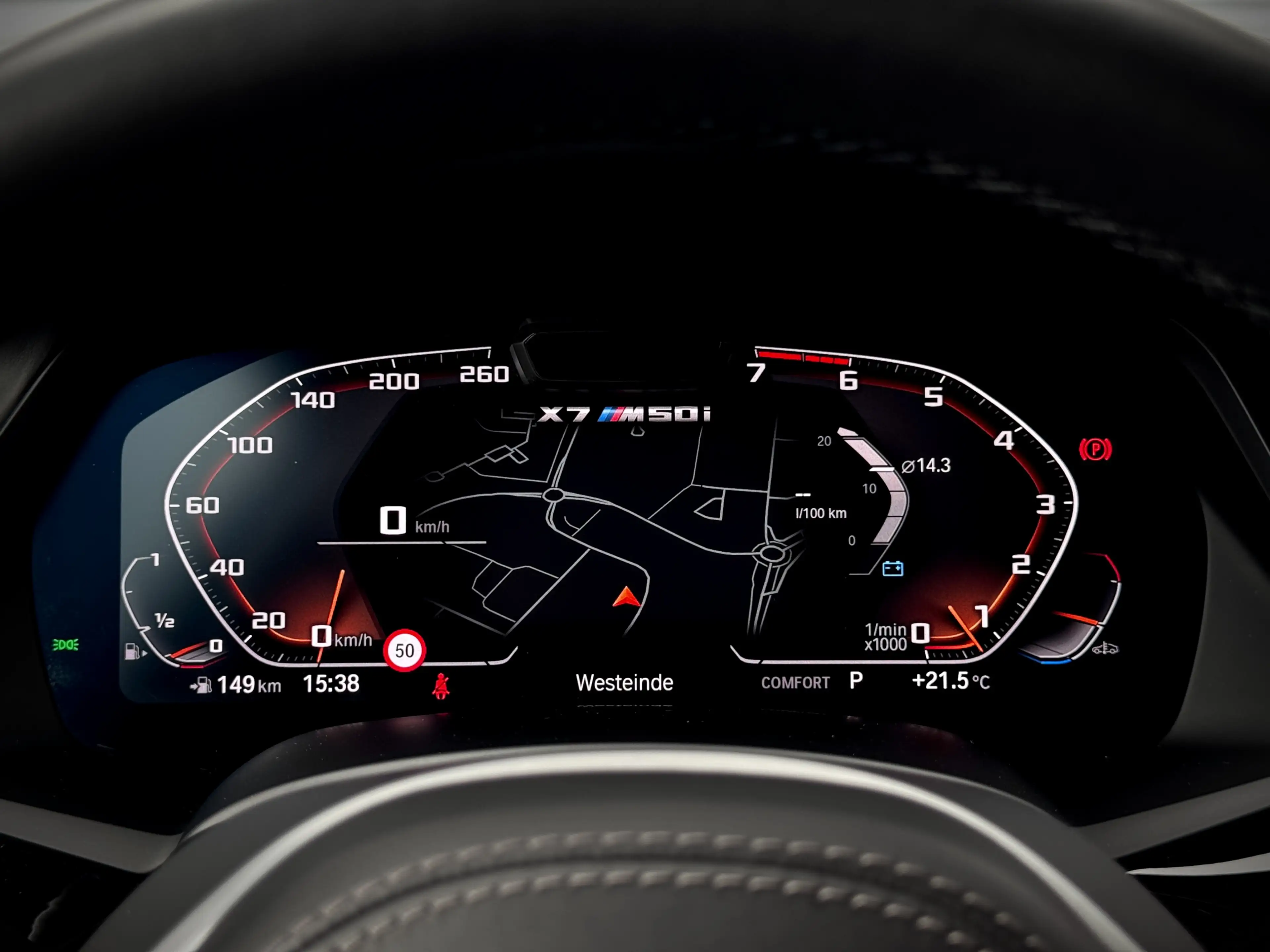 BMW X7 M50i xDrive | Full Option | Pano | B&W | Laser | M — photo 42