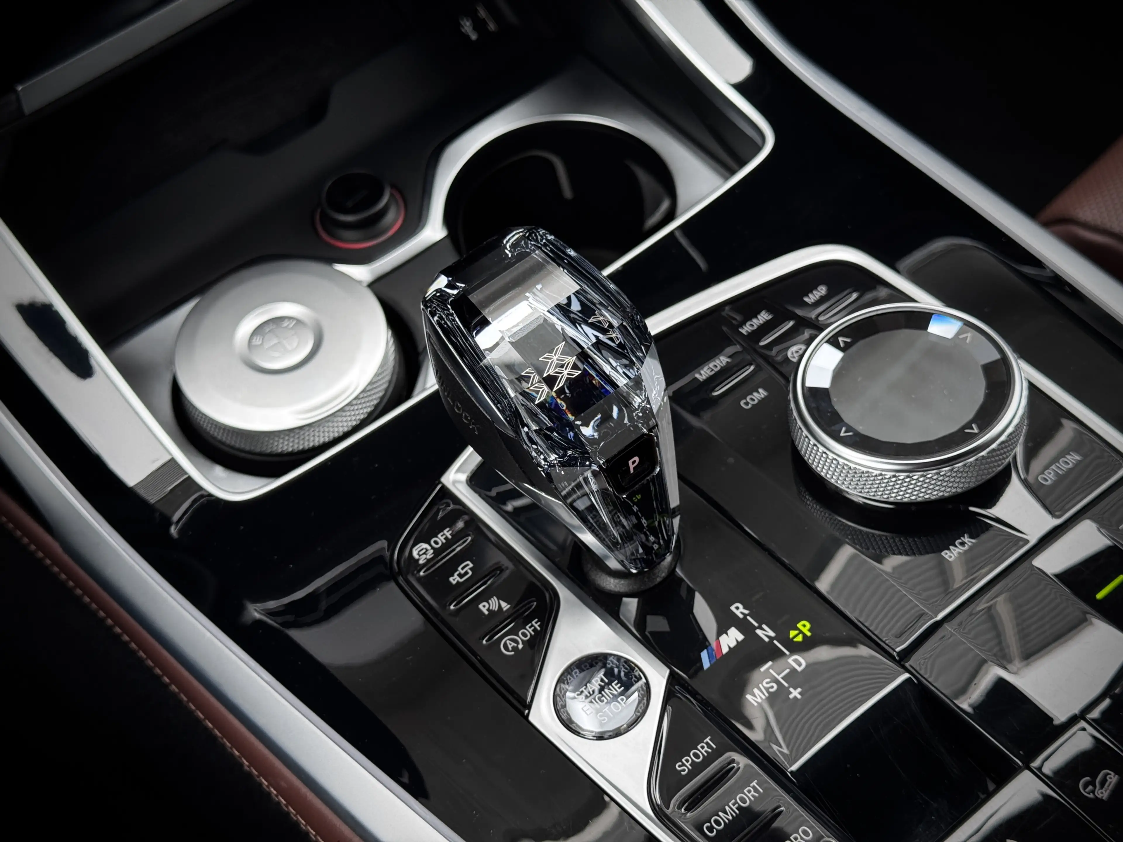 BMW X7 M50i xDrive | Full Option | Pano | B&W | Laser | M — photo 36