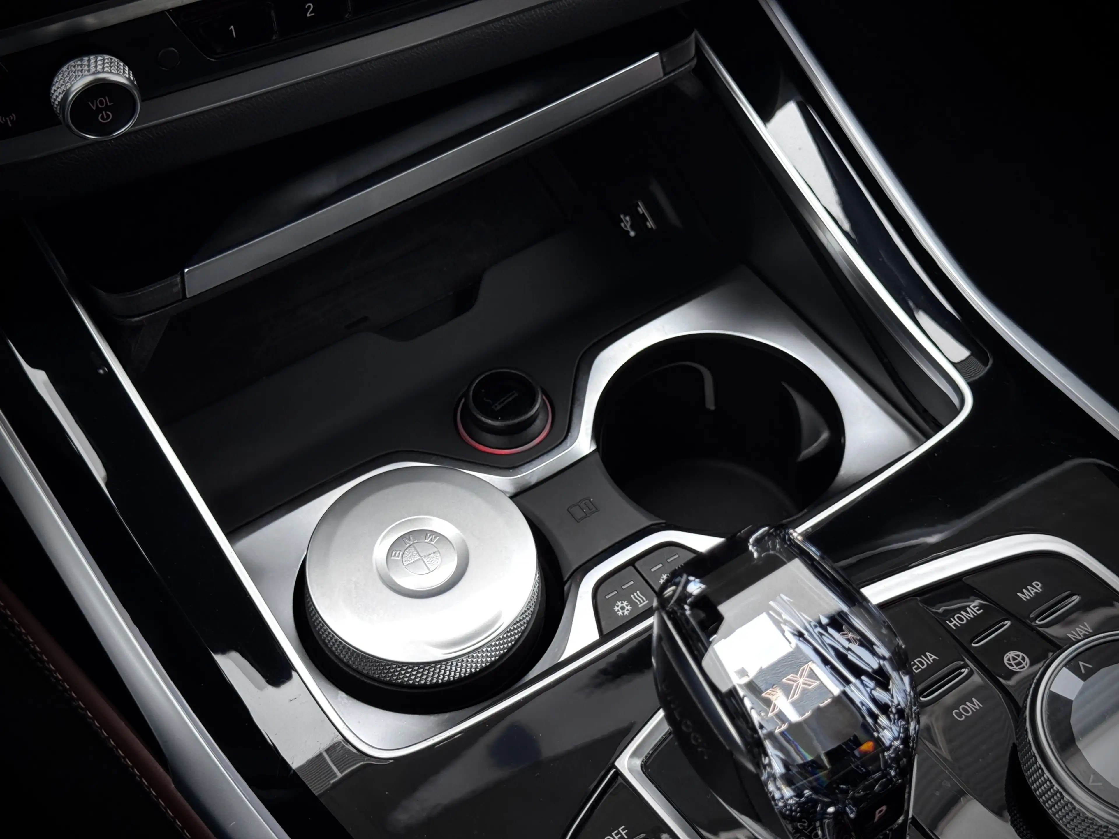 BMW X7 M50i xDrive | Full Option | Pano | B&W | Laser | M — photo 34