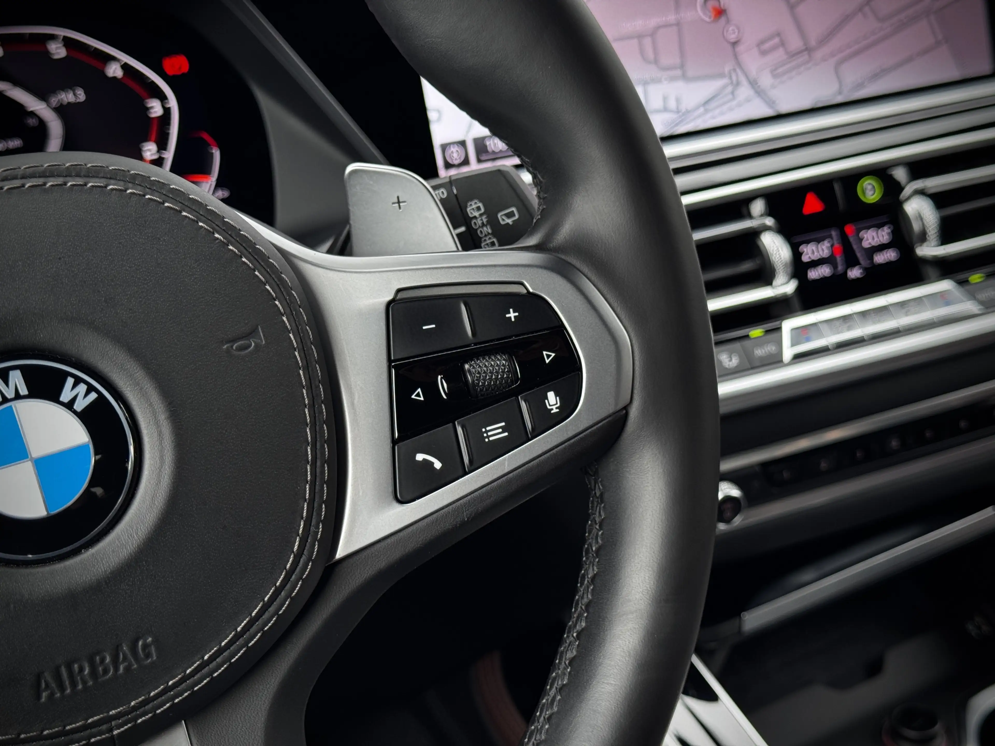 BMW X7 M50i xDrive | Full Option | Pano | B&W | Laser | M — photo 44