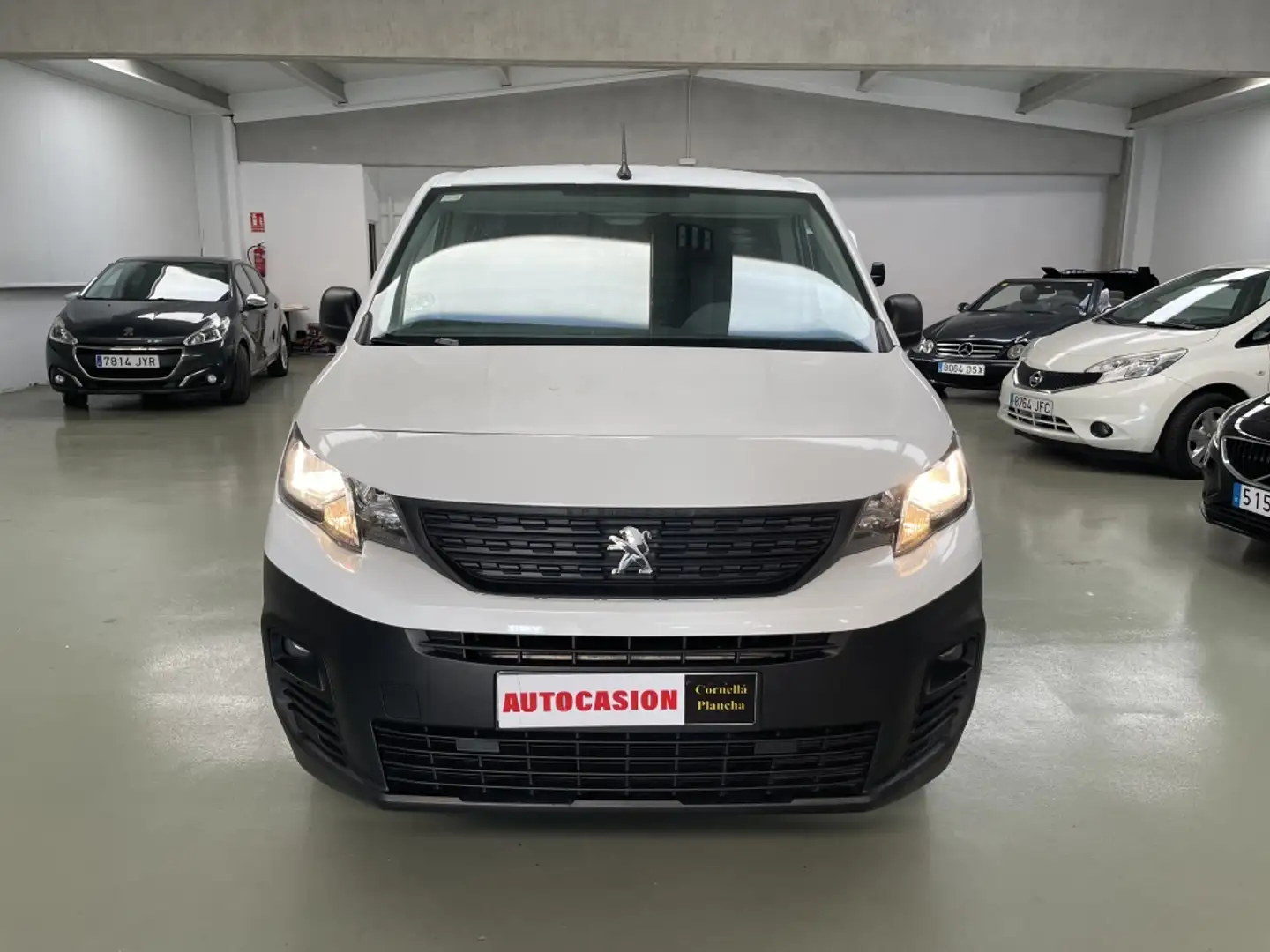 Peugeot Partner 1.5BlueHDI S&S Pro Standard 600kg 100 Blanco - 2
