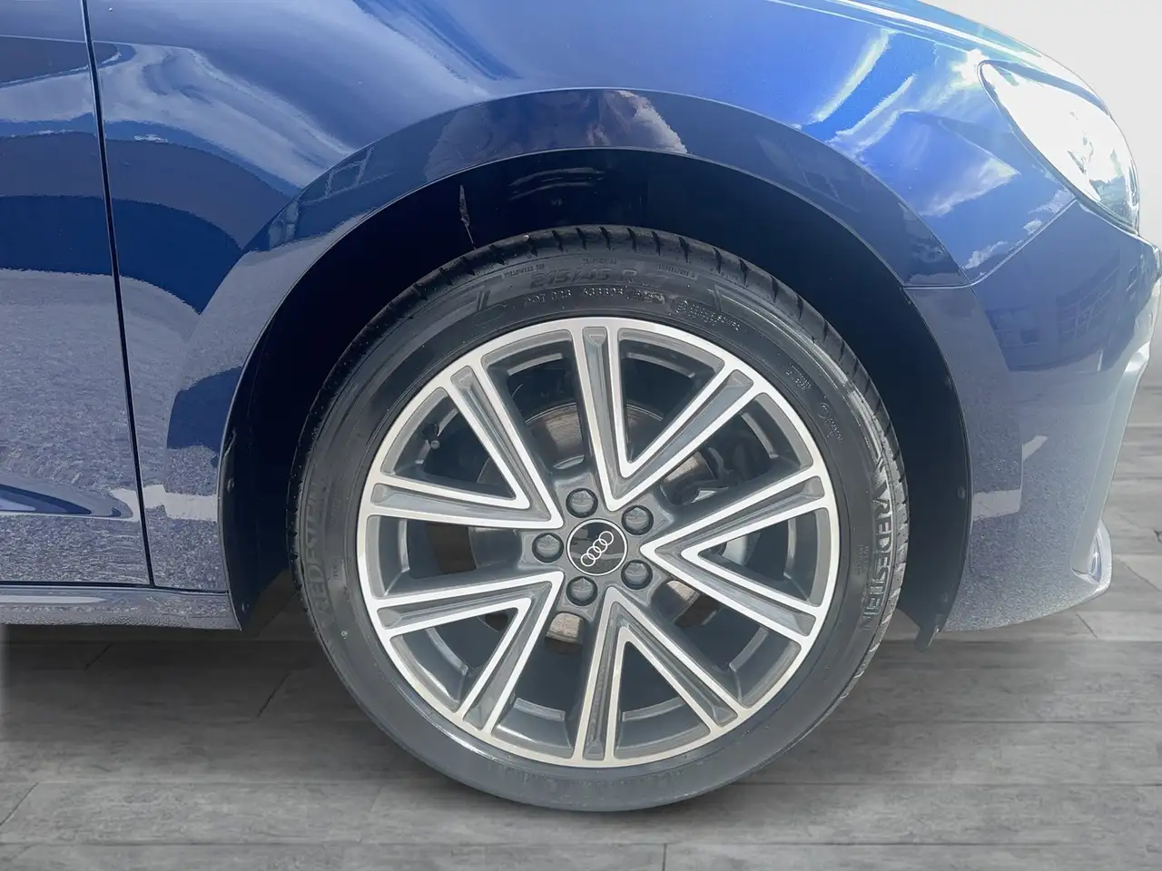 Audi A1 30 TFSI intense 6