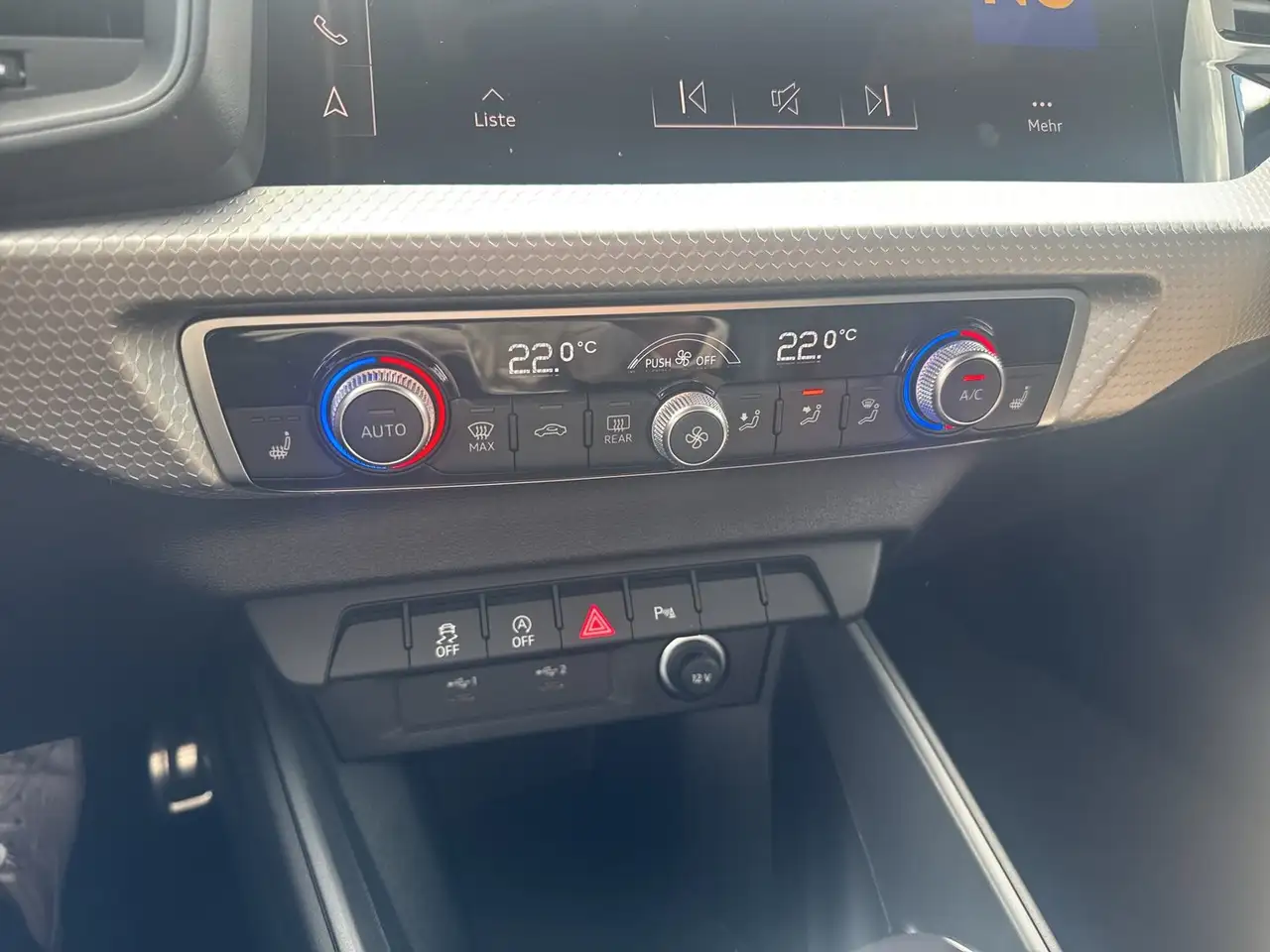 Audi A1 30 TFSI intense 15