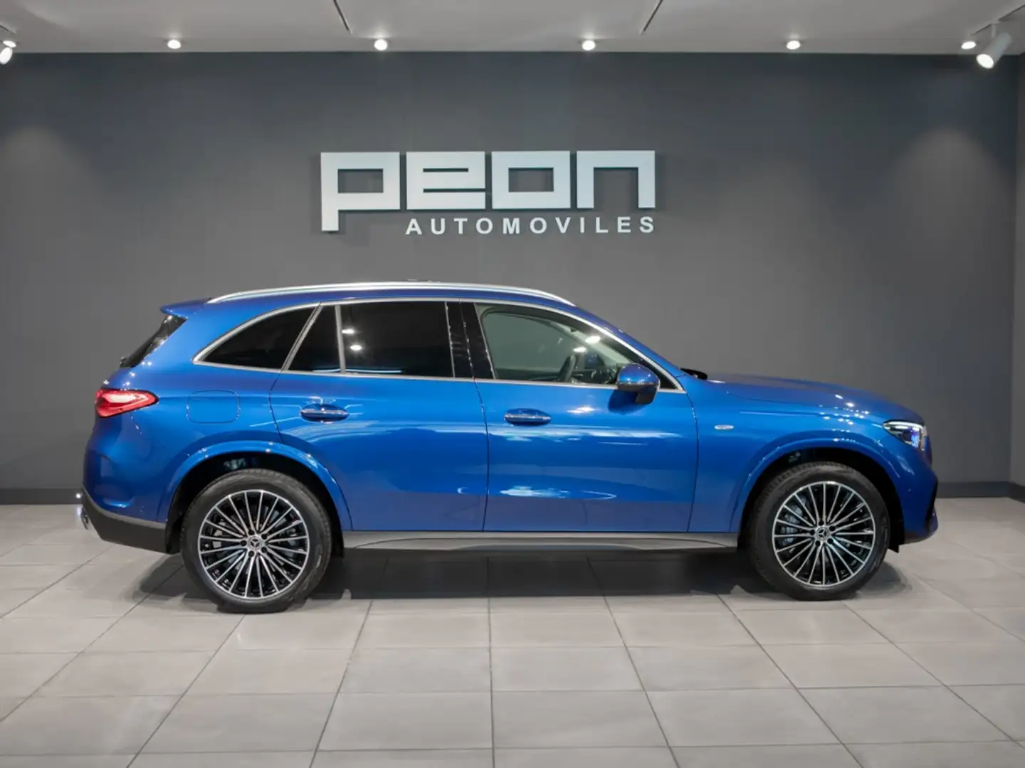 Mercedes-Benz GLC 300 300de 4Matic Azul - 2